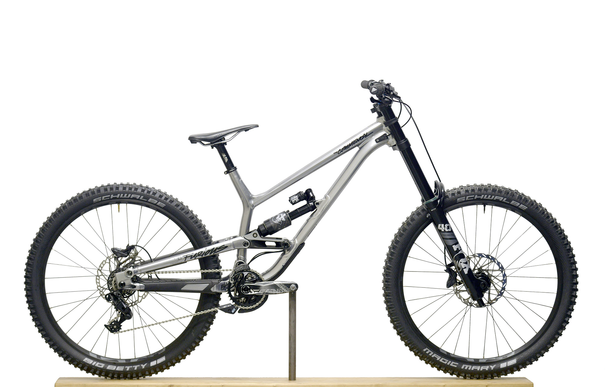COMMENCAL FURIOUS ESSENTIAL GUN METAL - L (21151003) image number null