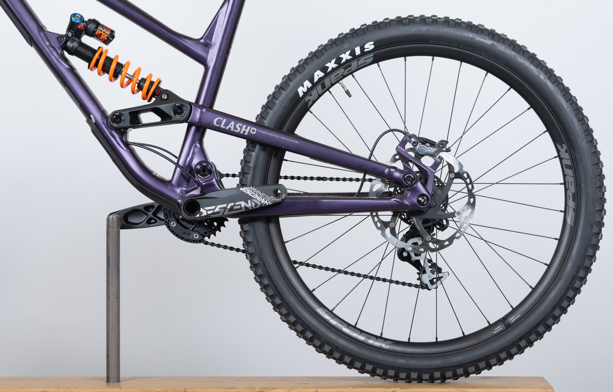 COMMENCAL CLASH PARK EDITION METALLIC PURPLE - L (22131703) image cover number large 5