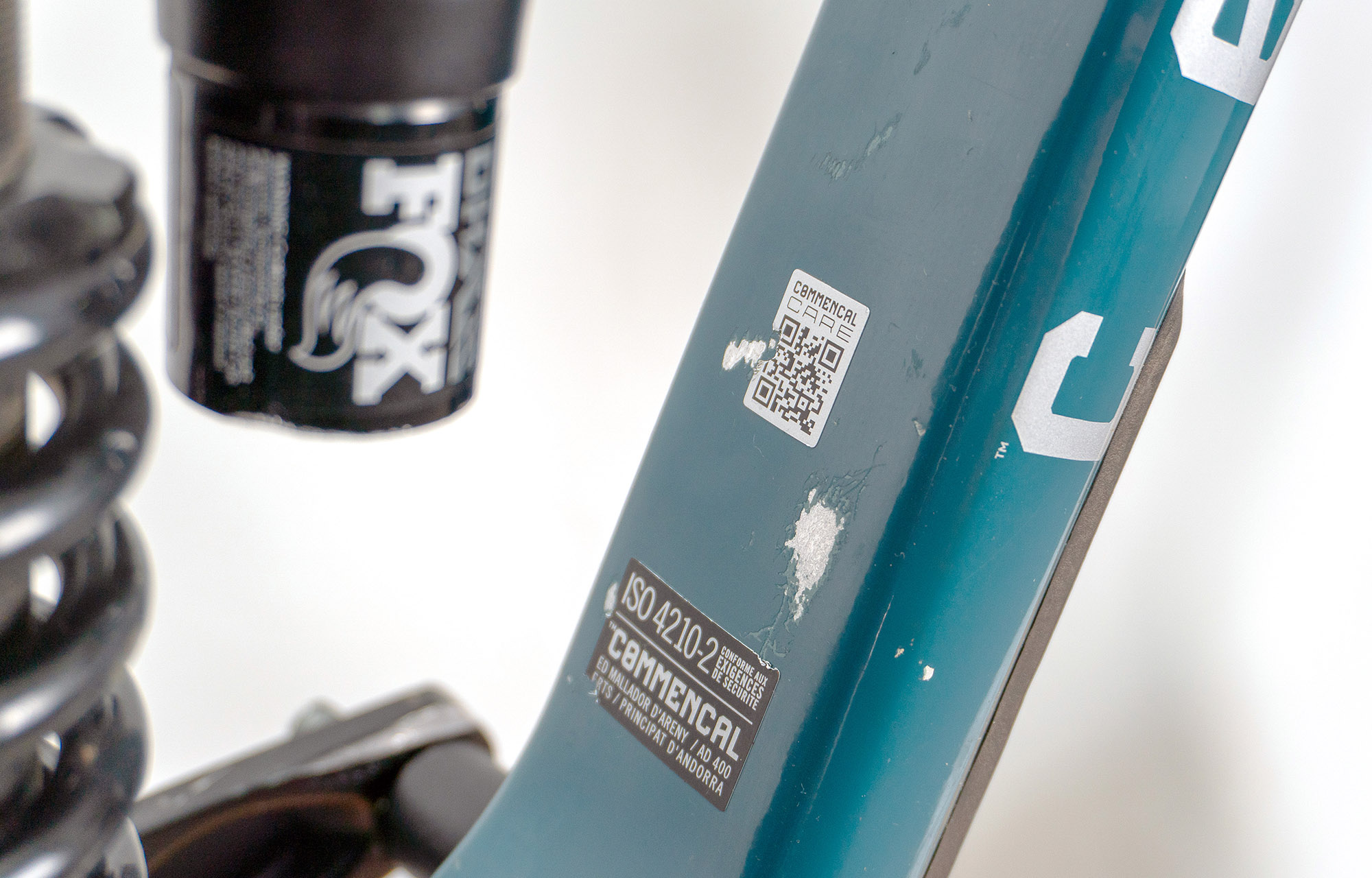 COMMENCAL SUPREME DH V5 ESSENTIAL AQUA BLUE - M (23150102) image number null