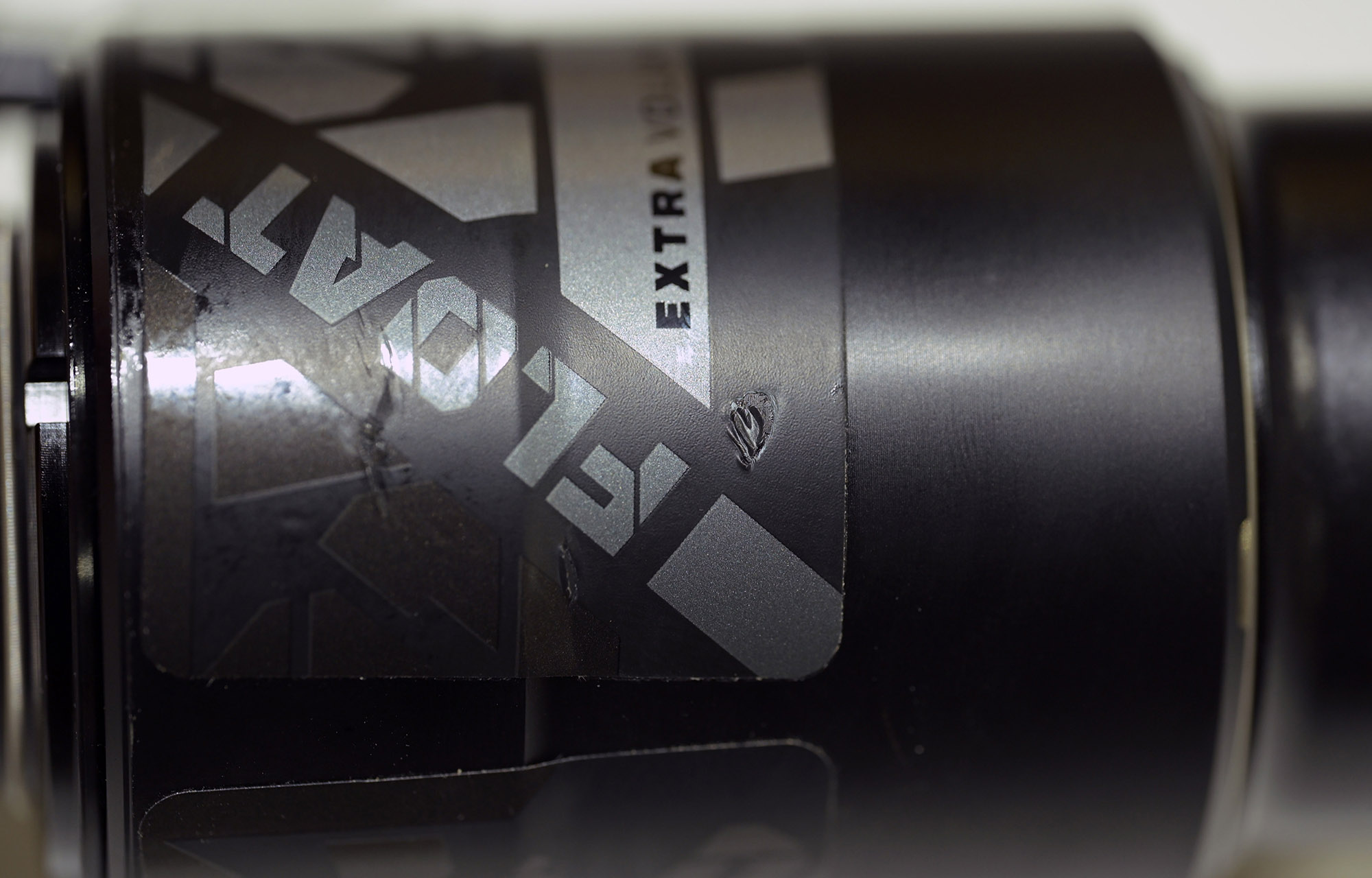 FOX FLOAT X2 FACTORY KASHIMA 2-POS 210X55 - (21740054) image cover number large 1