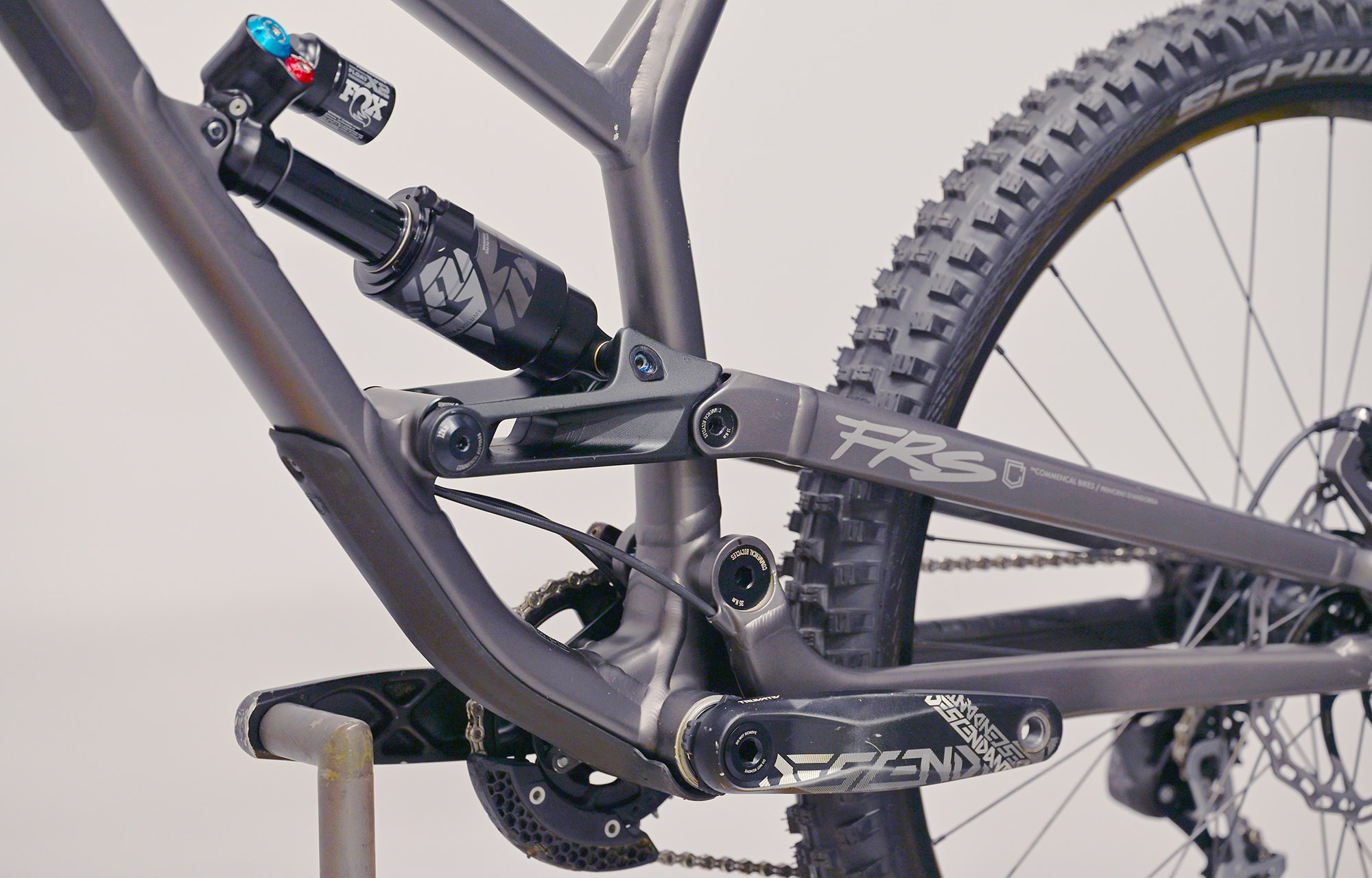 COMMENCAL FRS ESSENTIAL DARK SLATE - L (22150503) image number null