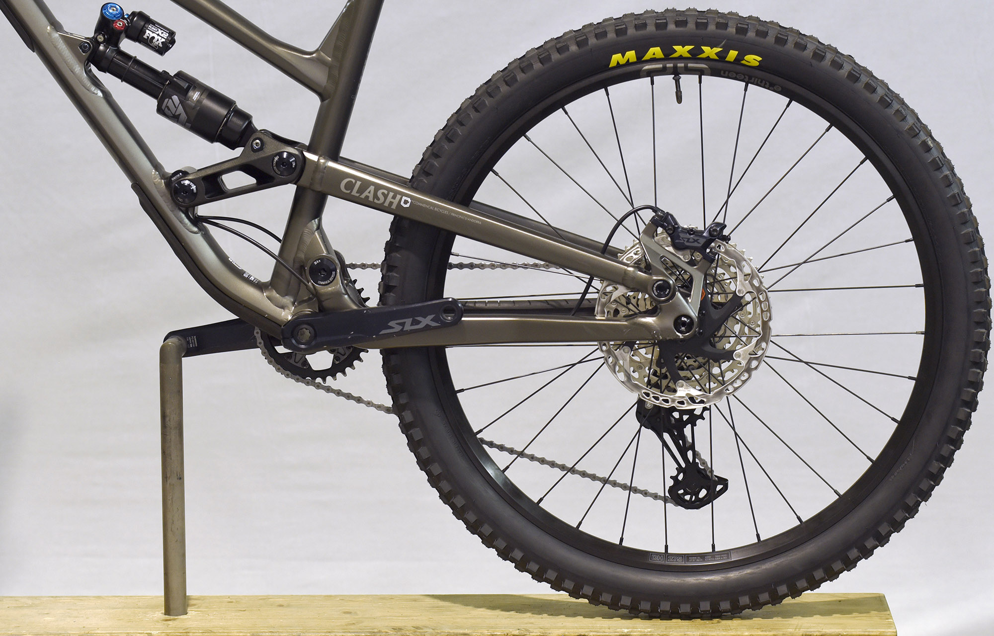 COMMENCAL CLASH ESSENTIAL DARK SLATE - M (22131302) image number null