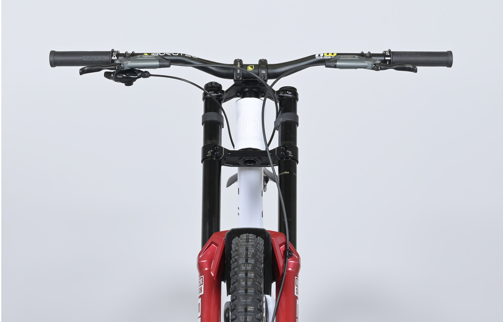 COMMENCAL SUPREME DH V5 ROCKSHOX PURE WHITE - M (24157102) image cover number large 2