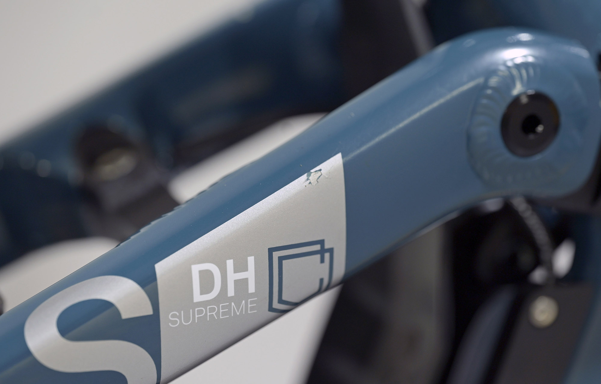 COMMENCAL SUPREME DH V5 ESSENTIAL AQUA BLUE - L (23150103) image cover number large 9