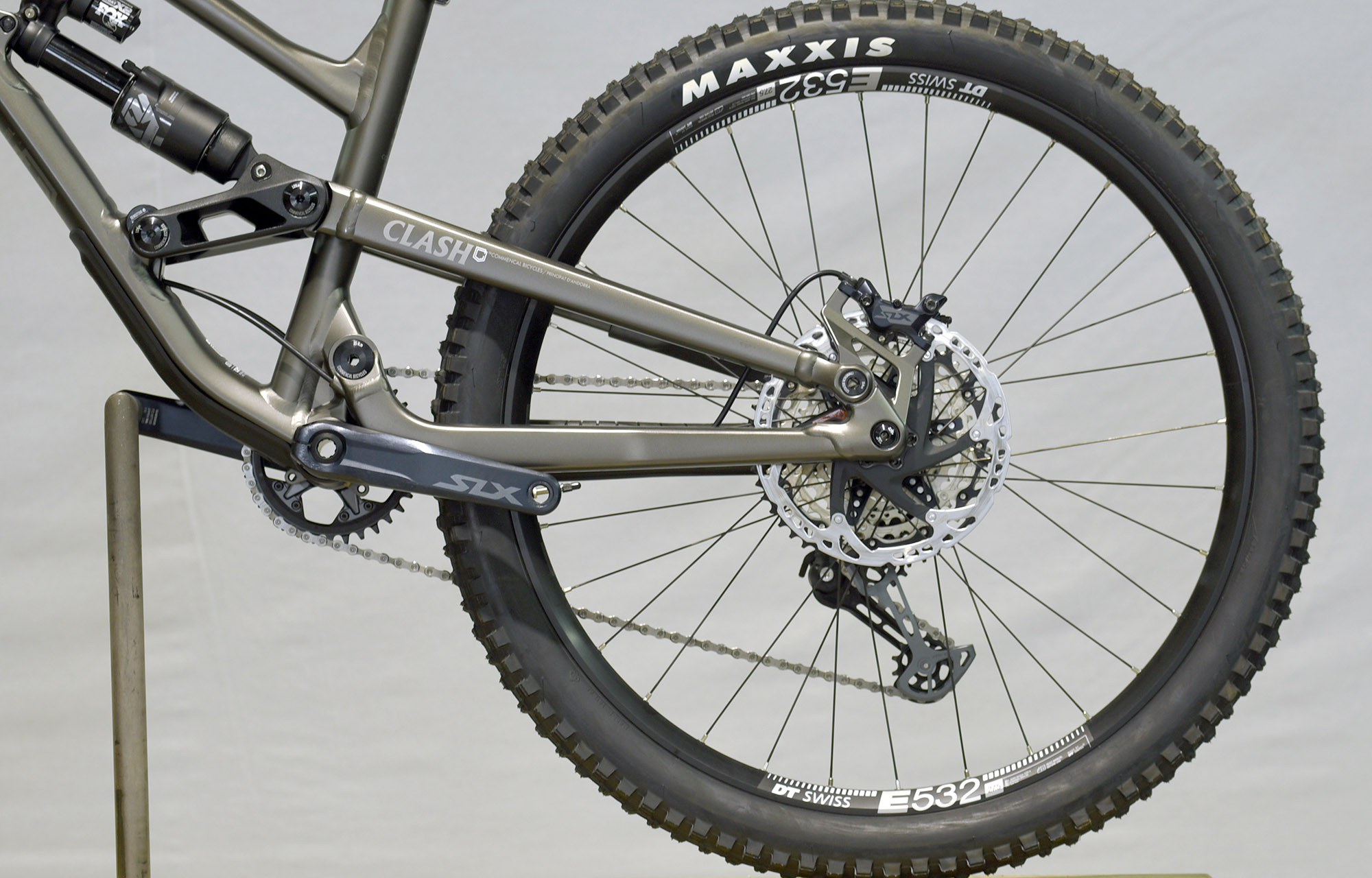 COMMENCAL CLASH ESSENTIAL DARK SLATE - S (22131301) image number null