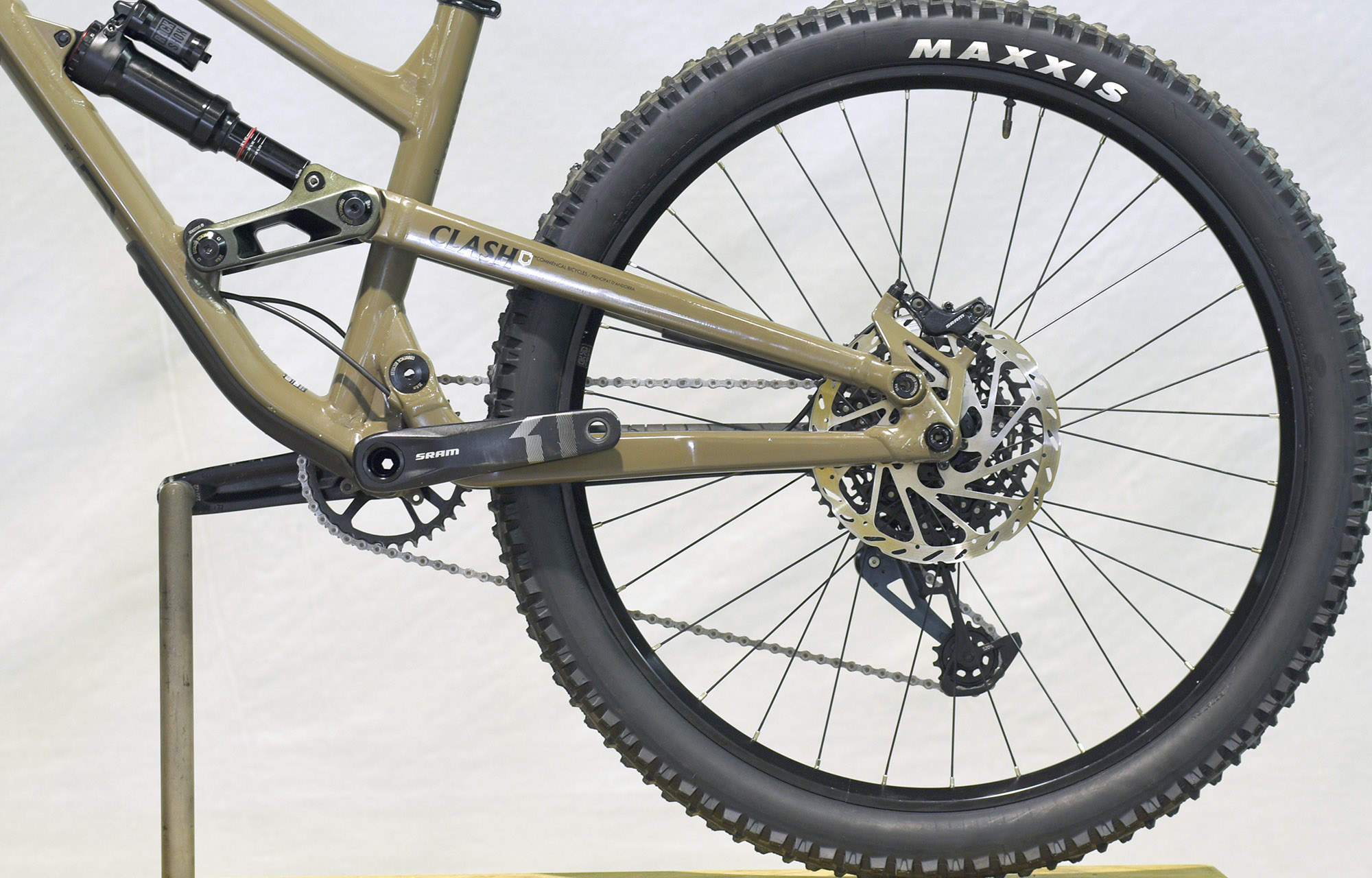 COMMENCAL CLASH RIDE DIRT - S (22131201) image number null