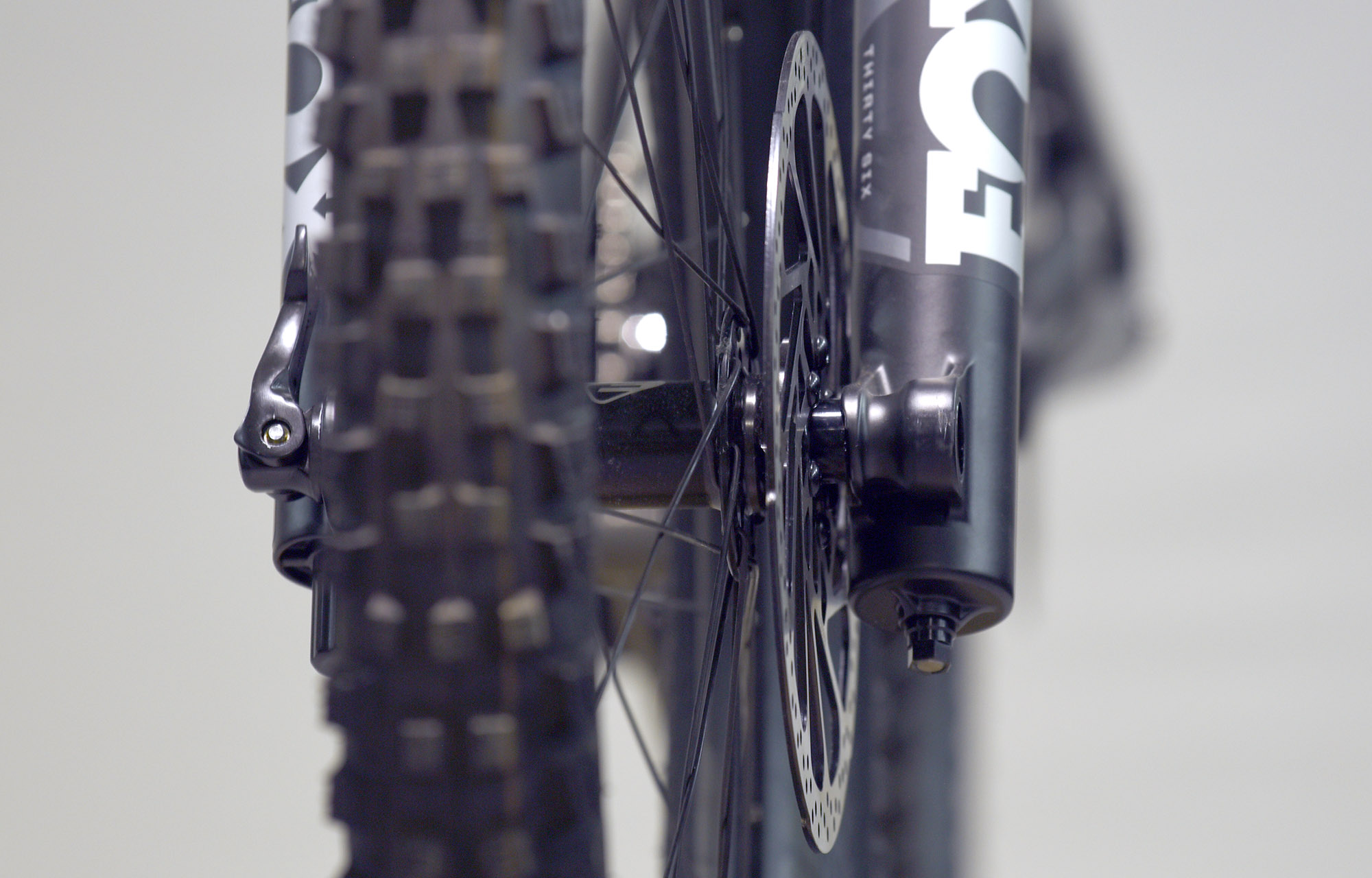 COMMENCAL CLASH XS GLITTERY BLACK - (23170800) image number null