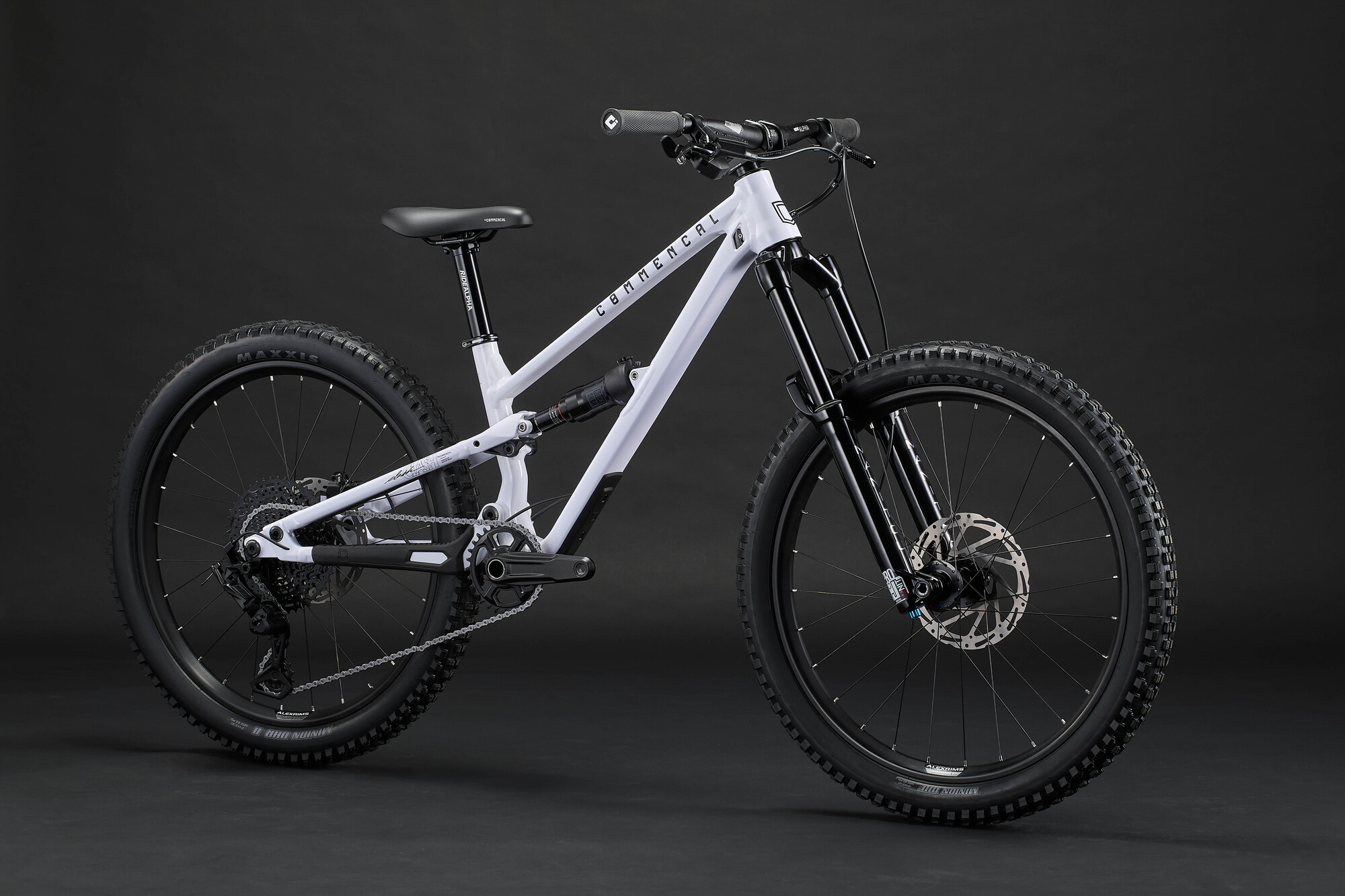 COMMENCAL CLASH 24 PURE WHITE 2026 image number null