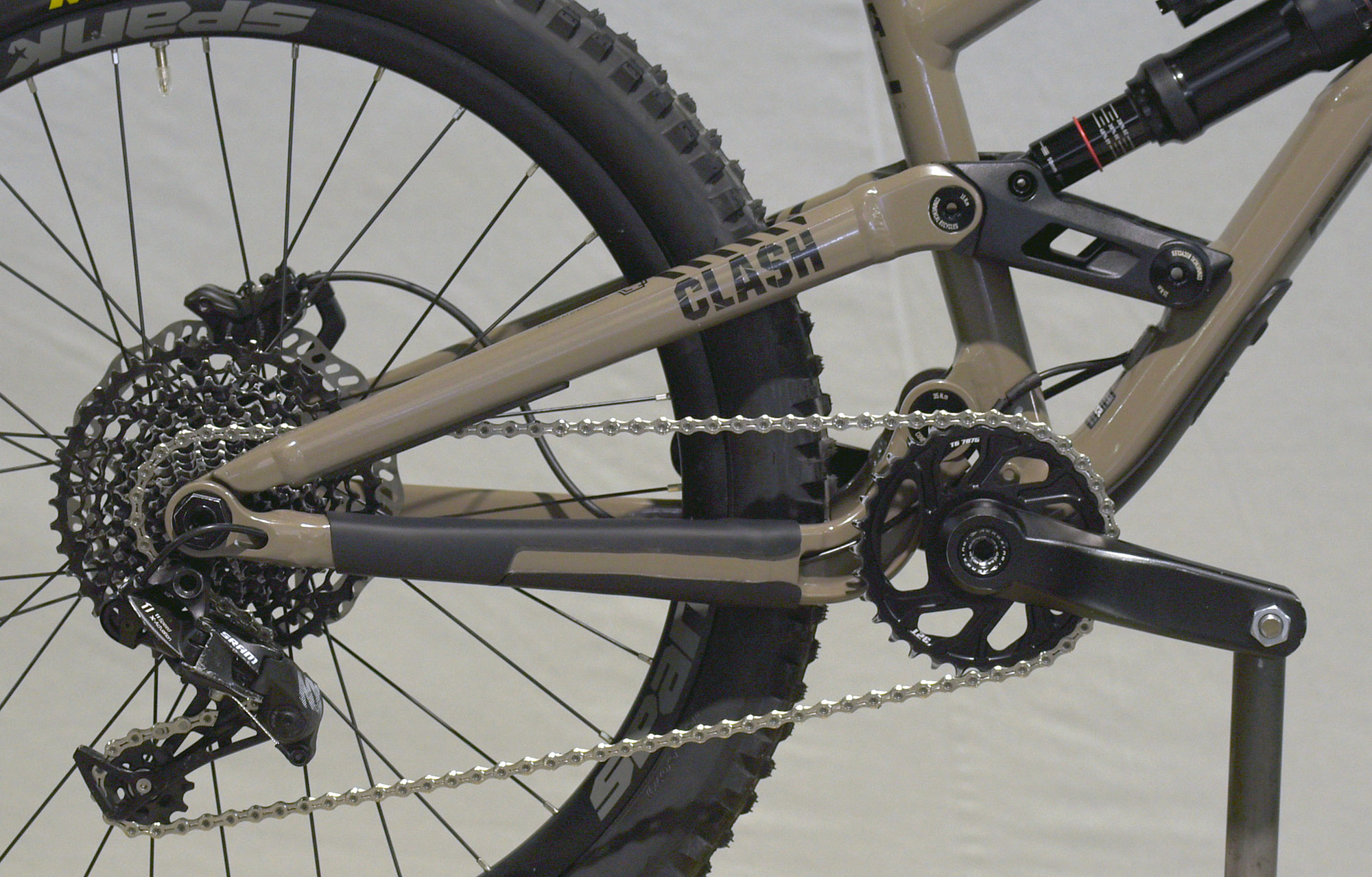 COMMENCAL CLASH 24 V1 DIRT MAXXIS - 24 (21175100) image number null
