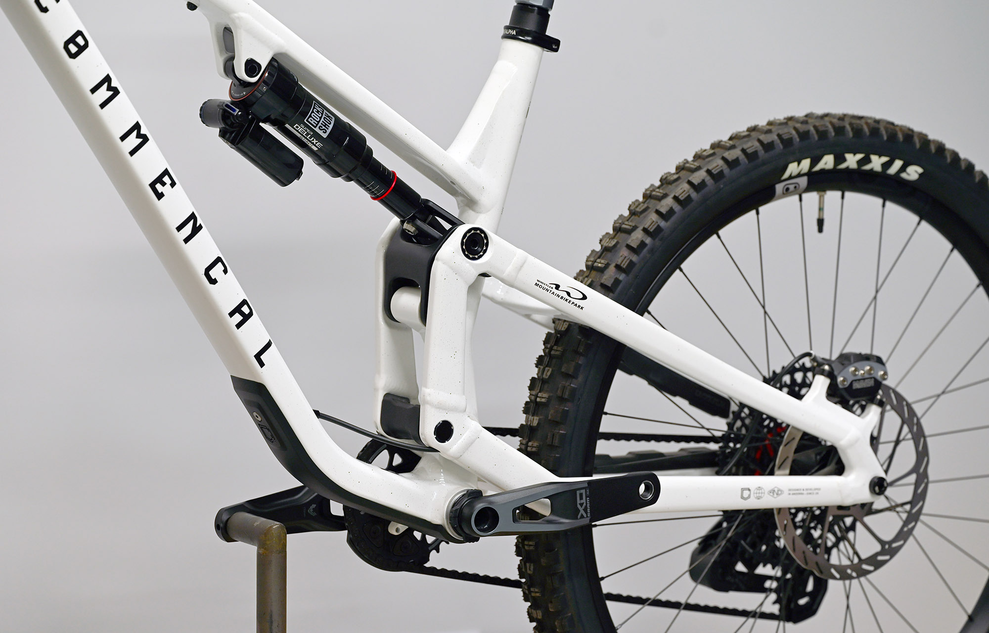 COMMENCAL META SX V5 ULTIMATE WHISTLER EDITION - L (24133803) image number null