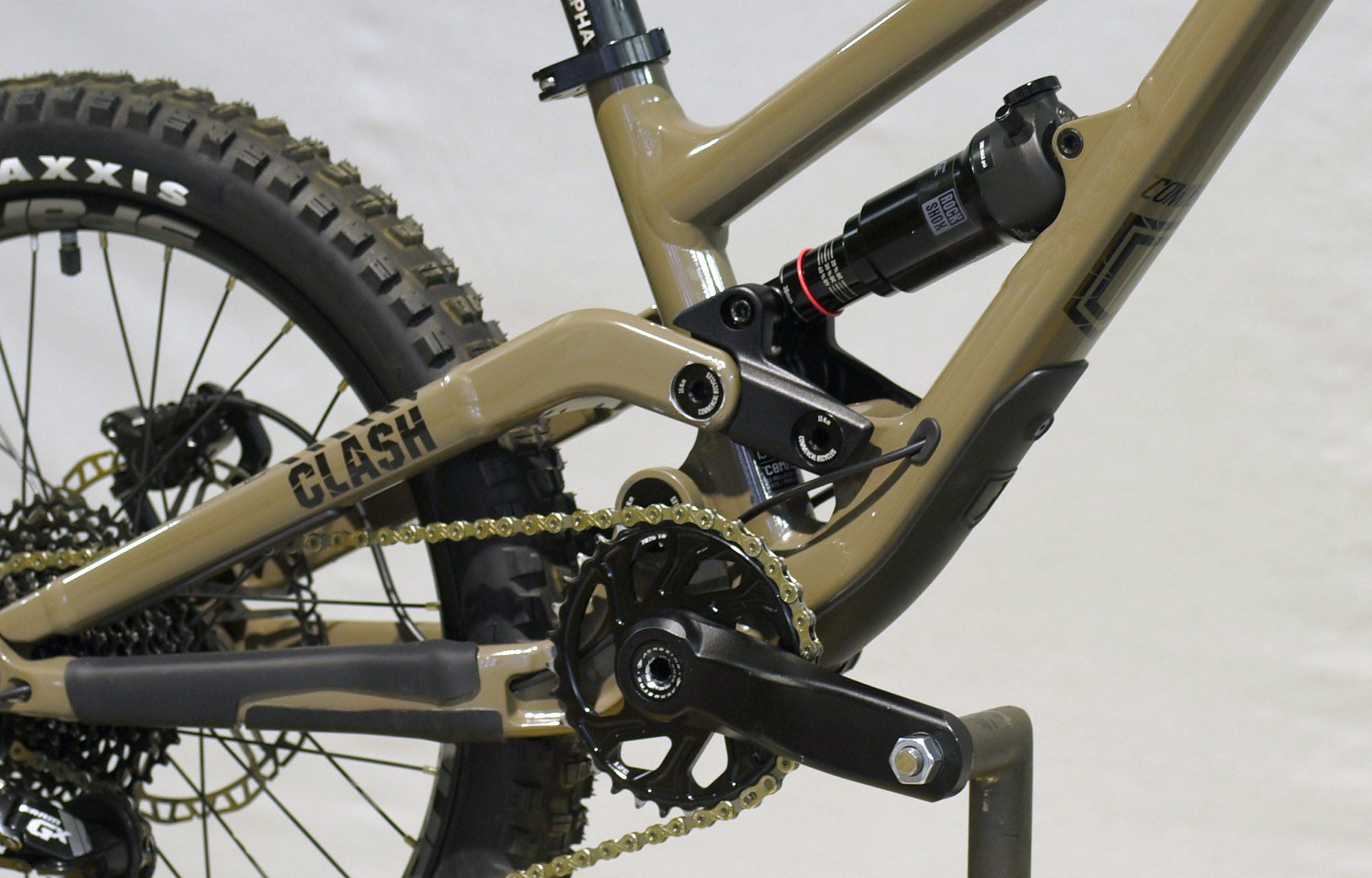 COMMENCAL CLASH 20 V1 DIRT - 20 (21175000) image number null