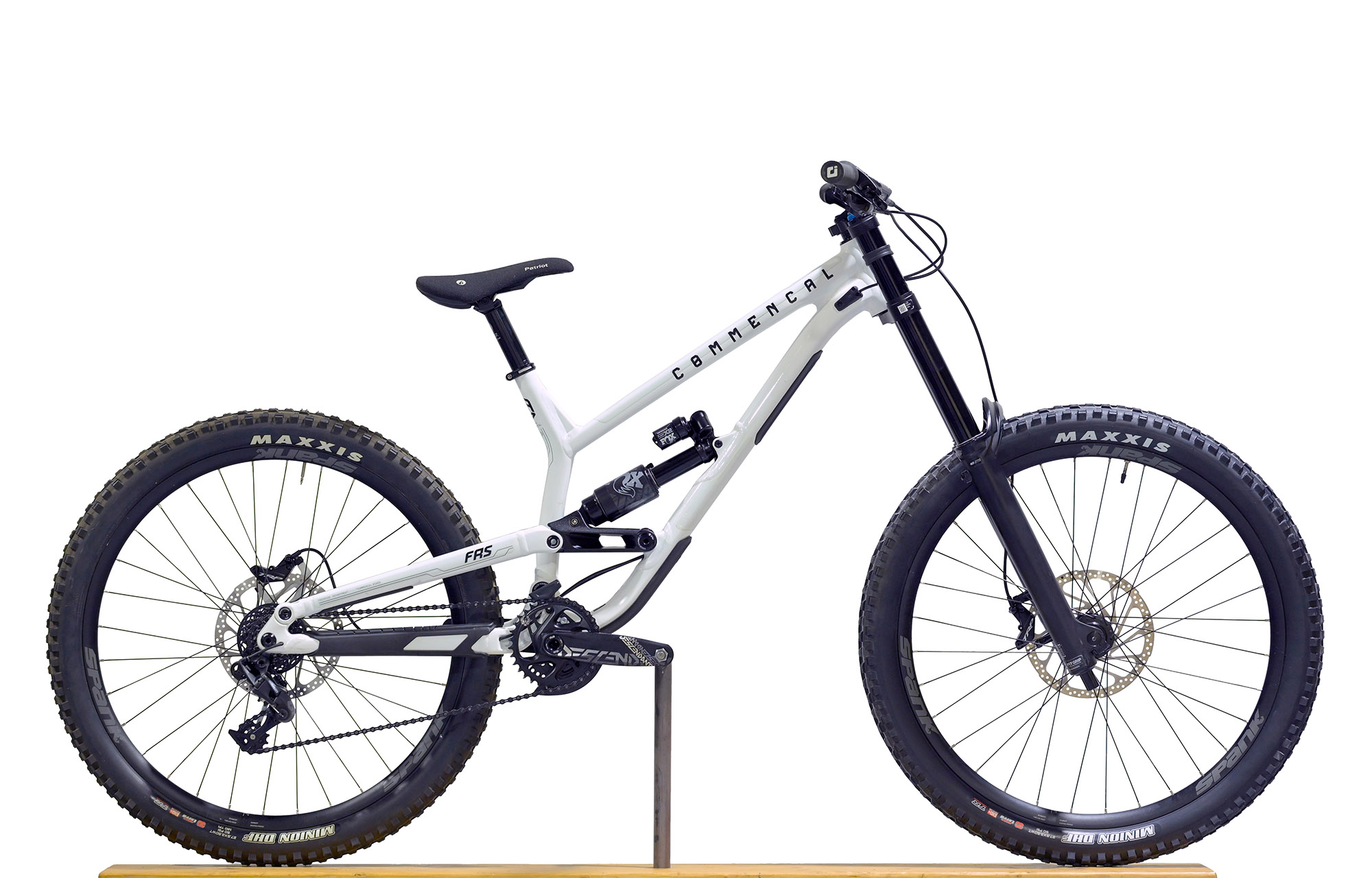 COMMENCAL FRS ESSENTIAL PURE WHITE - M (23150502) image number null