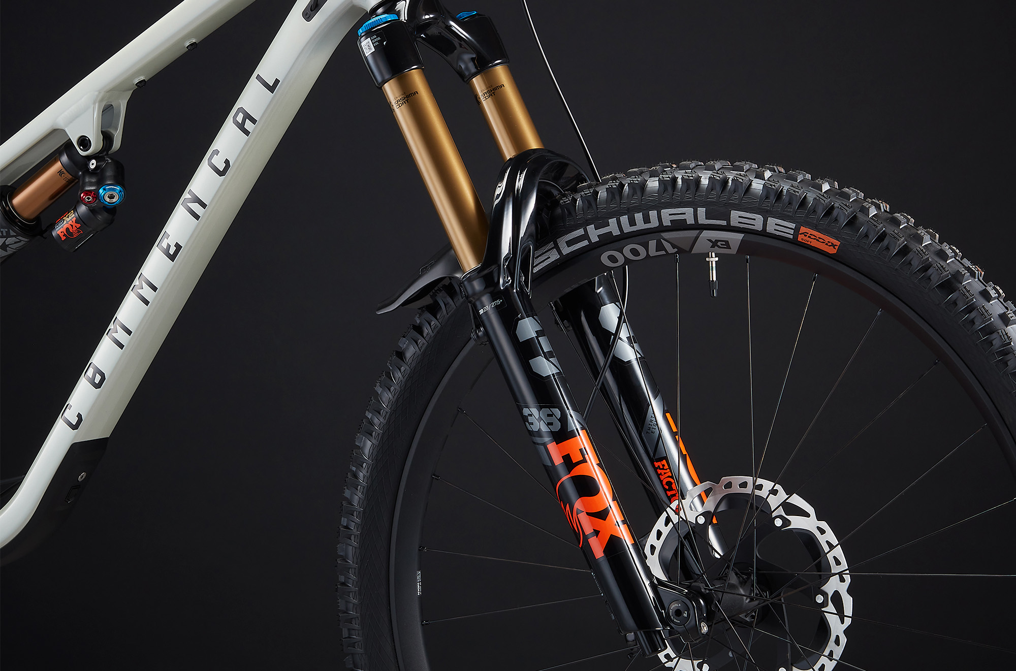 COMMENCAL META SX V5 SIGNATURE CLEAR SILVER image number null