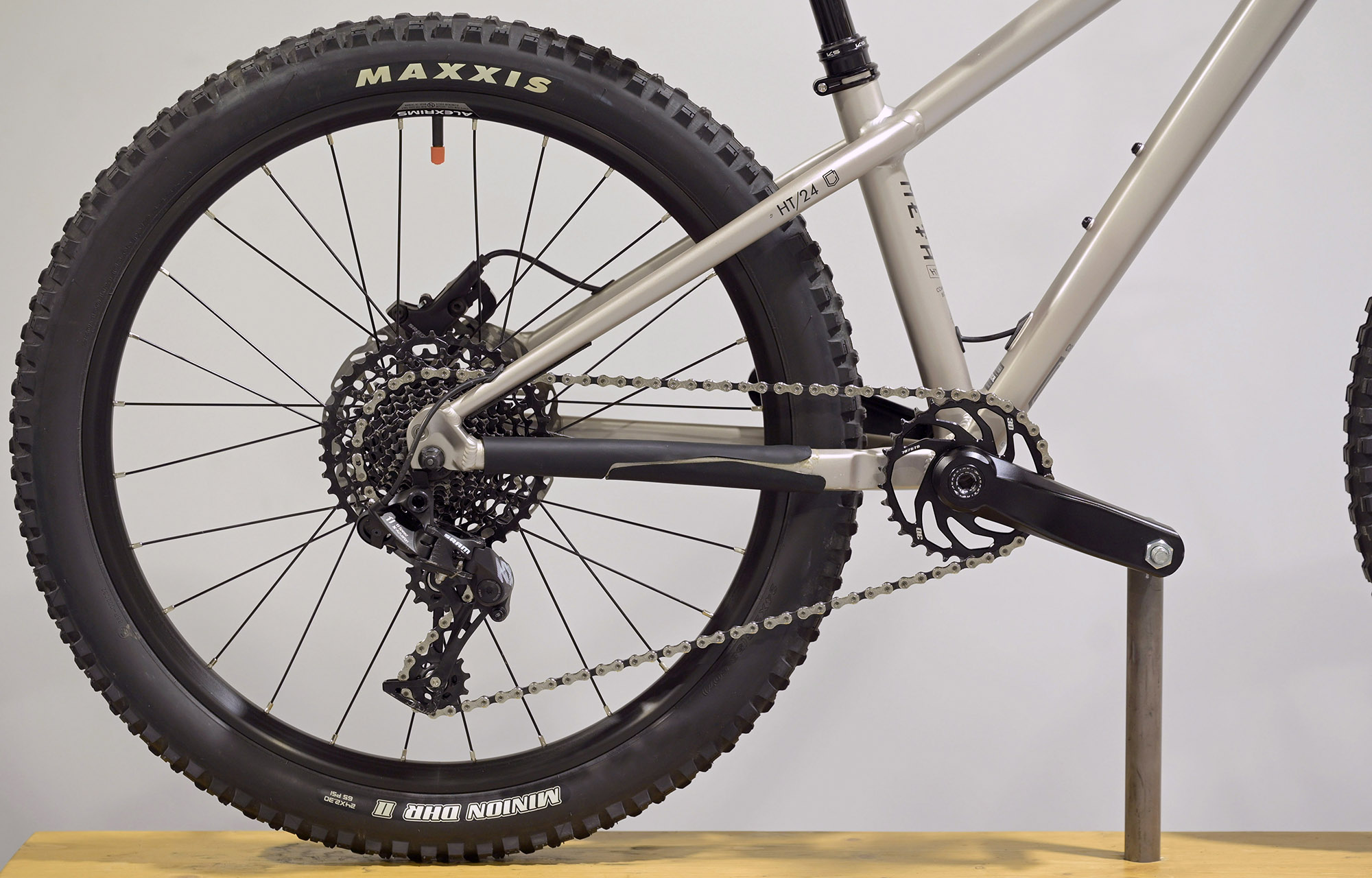 COMMENCAL META HT 24 CHAMPAGNE - (22170200) image cover number large 0