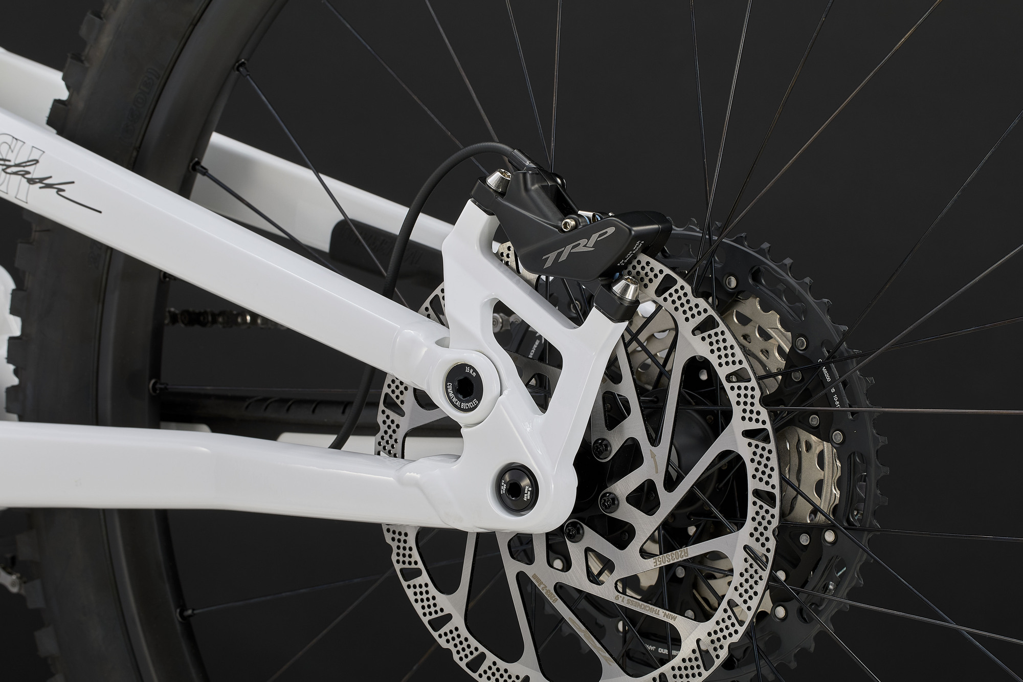 COMMENCAL CLASH SIGNATURE PURE WHITE 2026 image number null