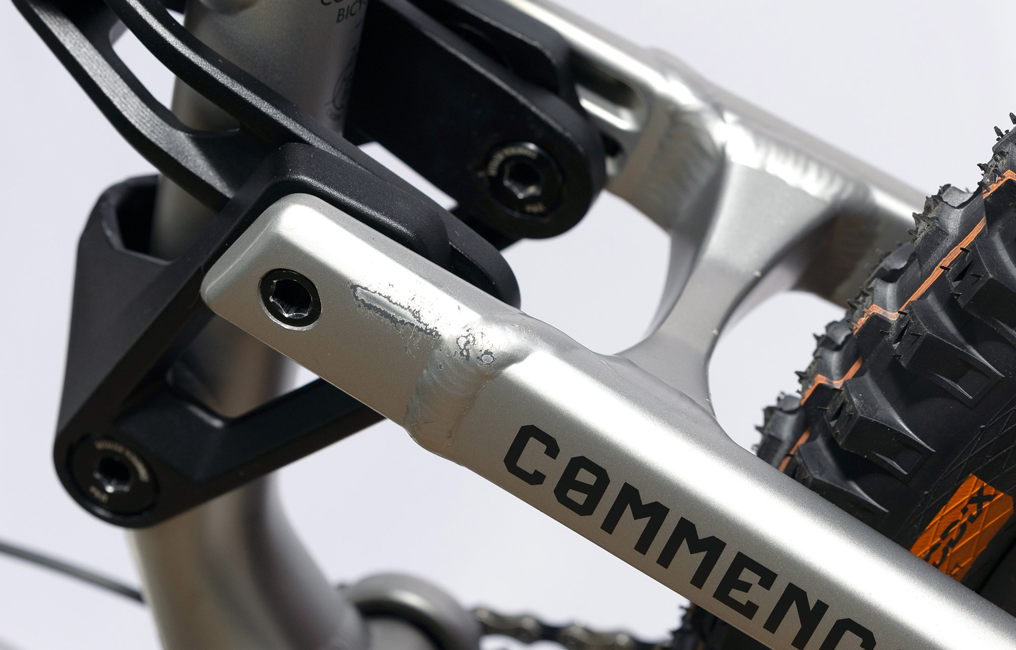 COMMENCAL META SX V4 RACE SILVER (L) image number null