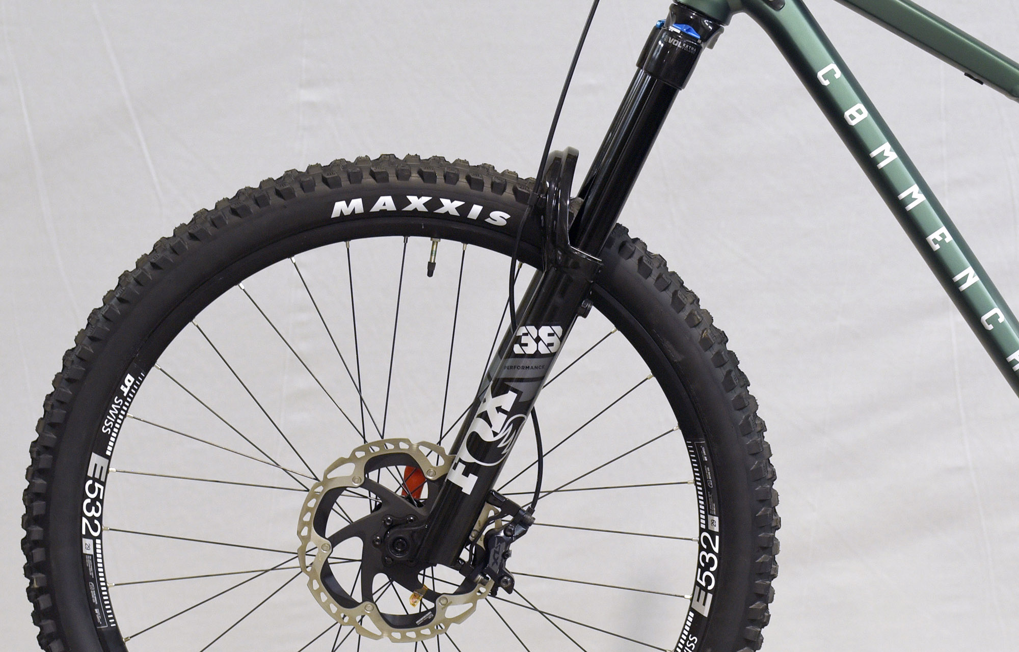 COMMENCAL META SX V4 ESSENTIAL METALLIC GREEN - L (22135203) image number null