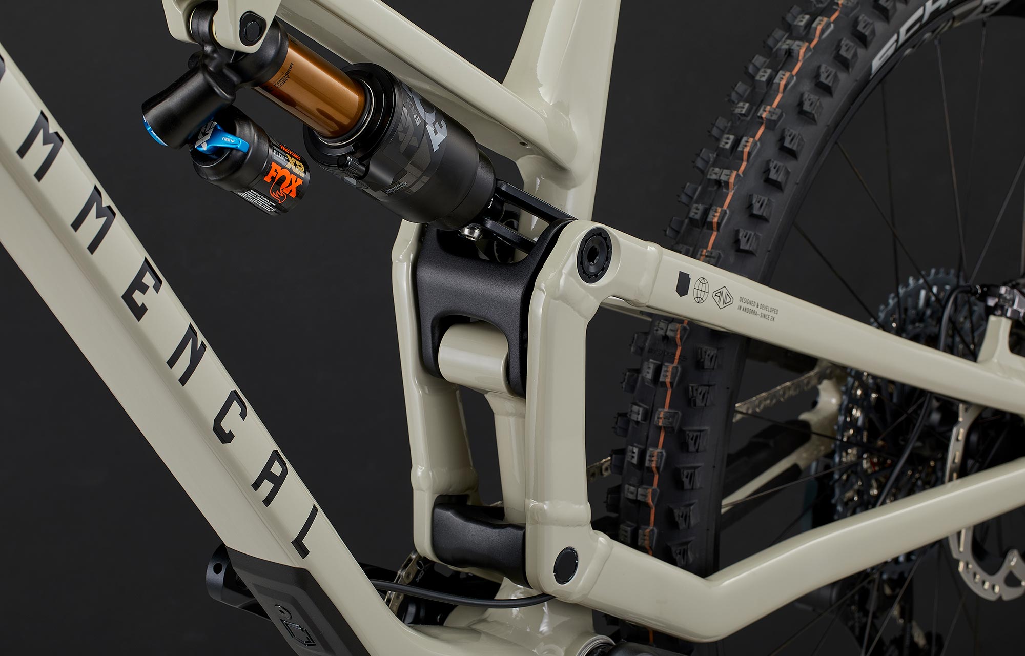 COMMENCAL META SX V5 T-TYPE CHALK image number null