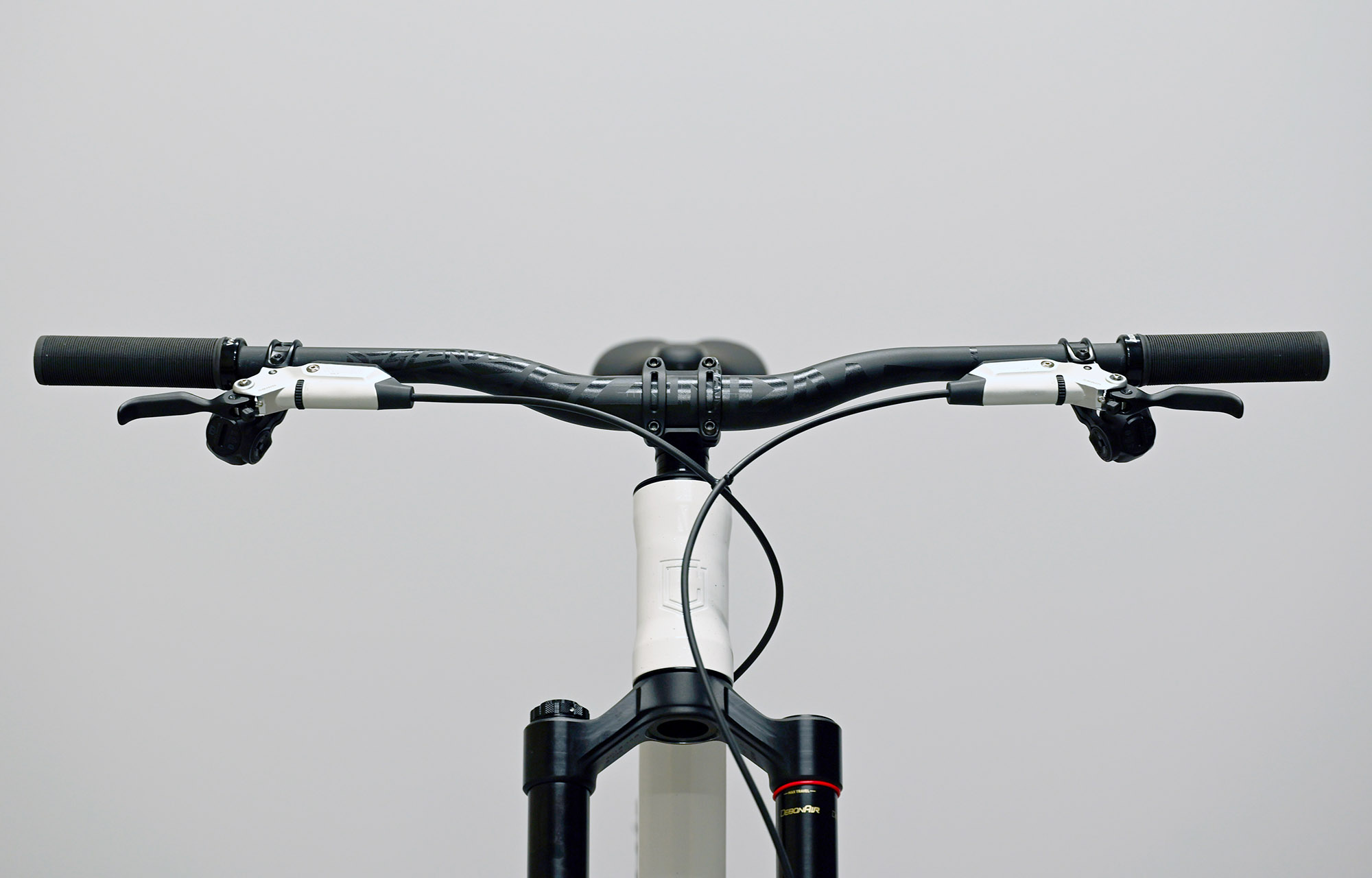 COMMENCAL META SX V5 ULTIMATE WHISTLER EDITION - L (24133803) image number null