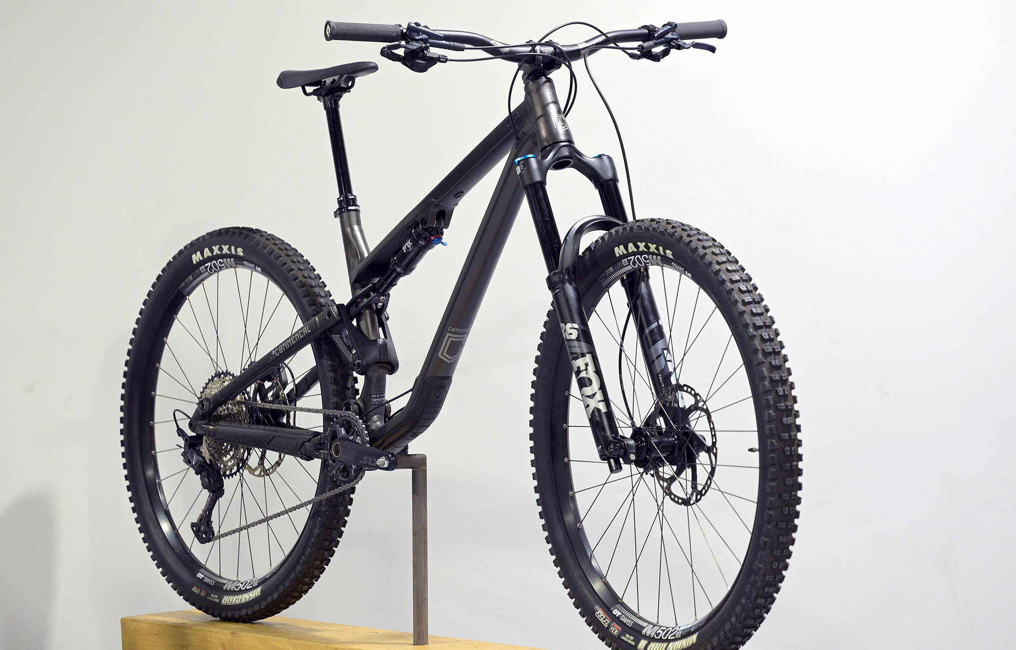 COMMENCAL META TR V4 ESSENTIAL DARK SLATE - L (22120203) image cover number large 9