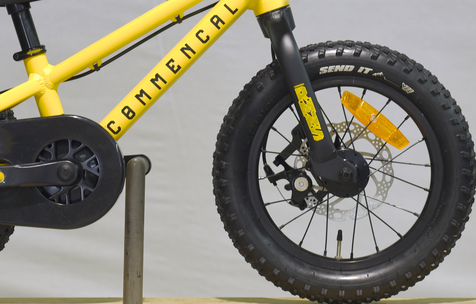 COMMENCAL RAMONES OHLINS YELLOW - 14 (23177809) image number null