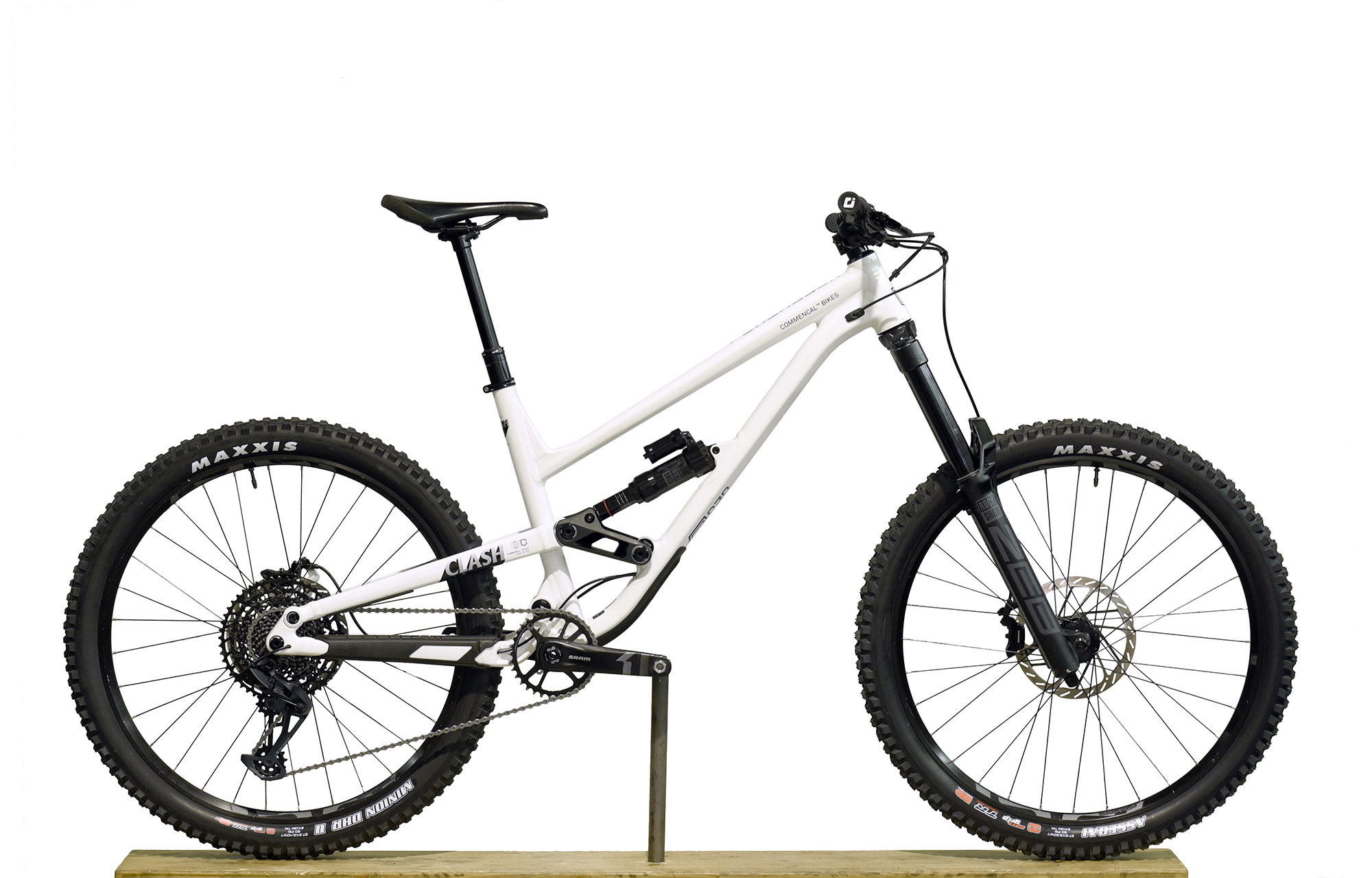 COMMENCAL CLASH RIDE PURE WHITE NEW ROCKSHOX - L (23130103) image number null