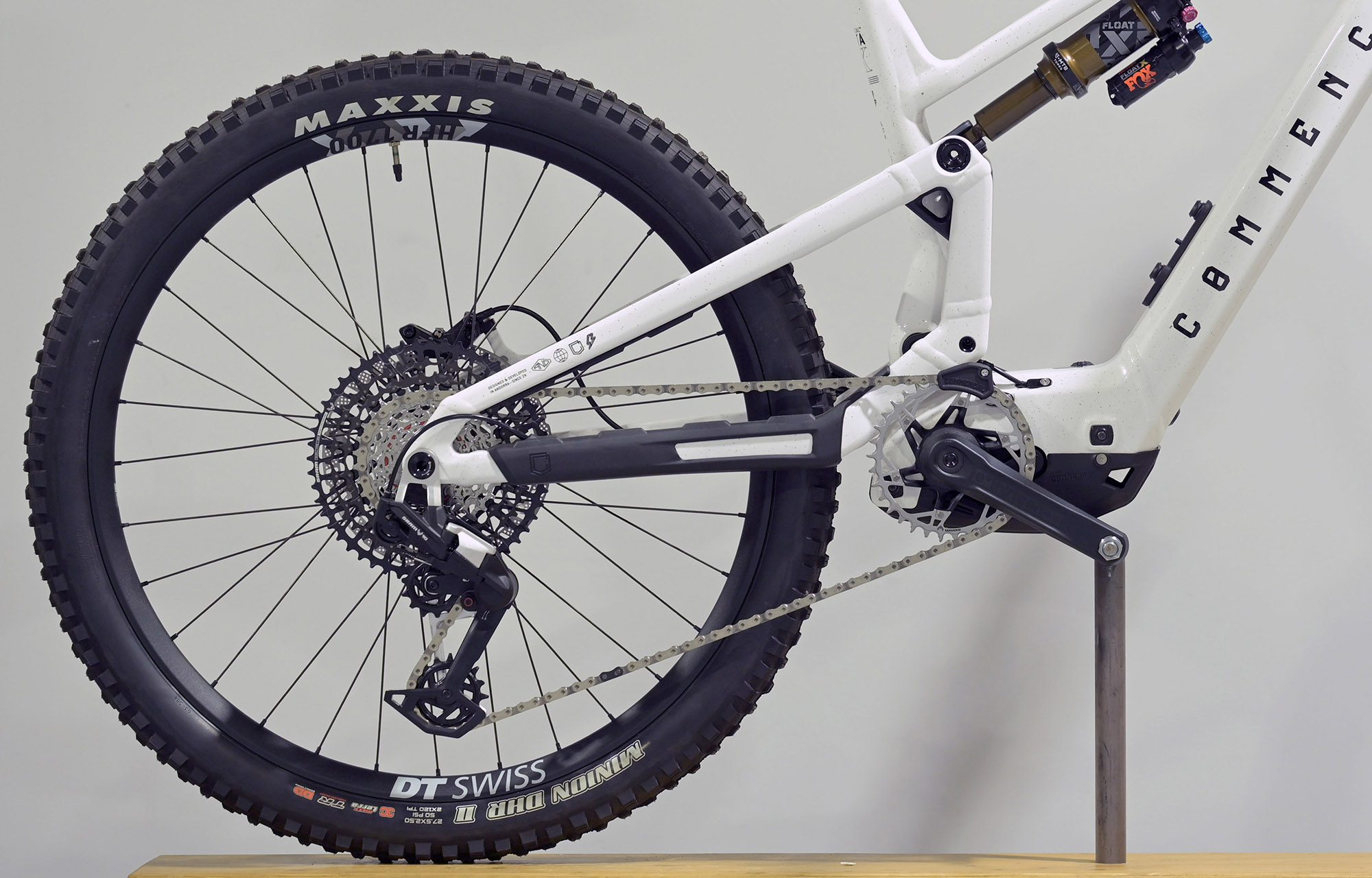 COMMENCAL META POWER SX 400 SIGNATURE EAGLE 90 - L (25131003) 1 km image cover number large 0