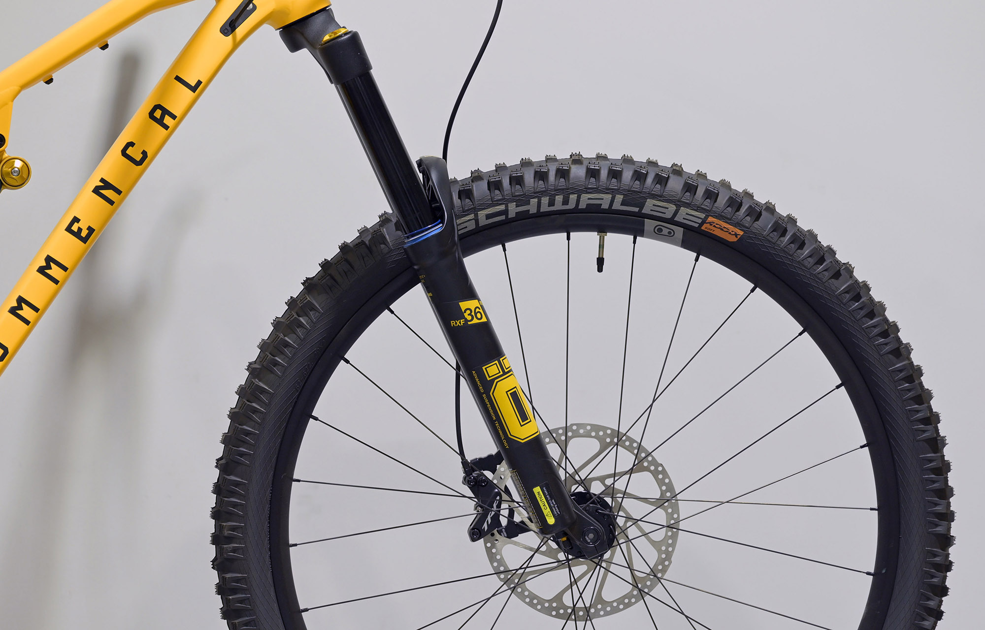 COMMENCAL META V5 OHLINS EDITION YELLOW - M (23122402) image cover number large 1