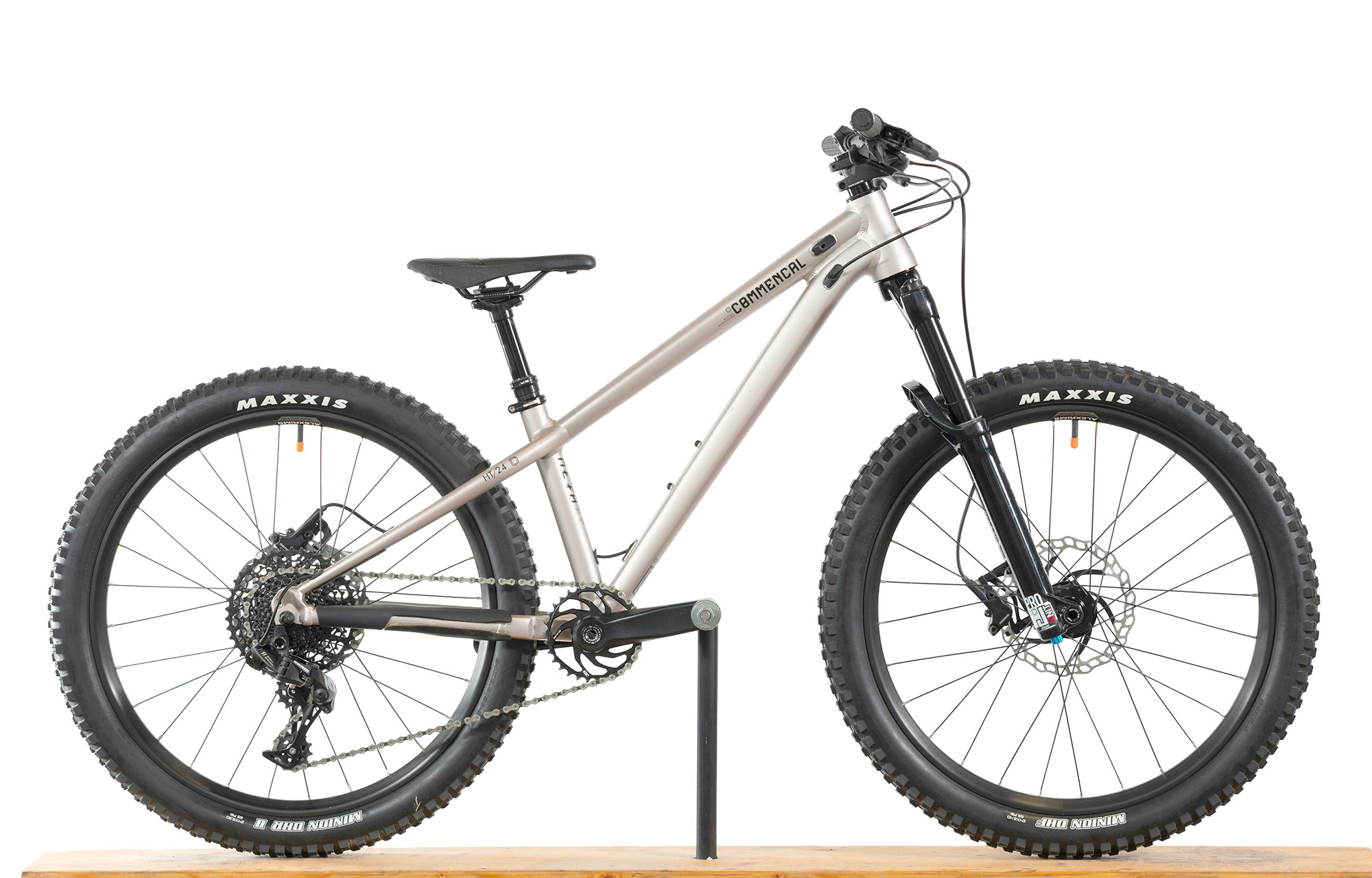 COMMENCAL META HT 24 CHAMPAGNE - (22170200) image number null