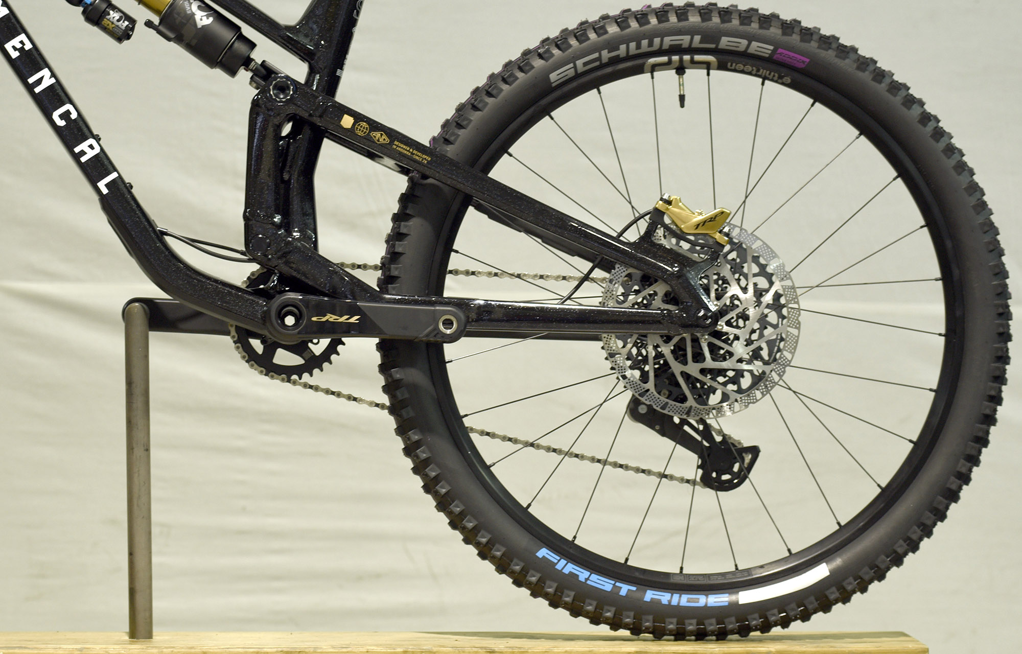 COMMENCAL META SX V5 GLITTERY BLACK [COMMENCAL TEAM] - L (24100031) image number null