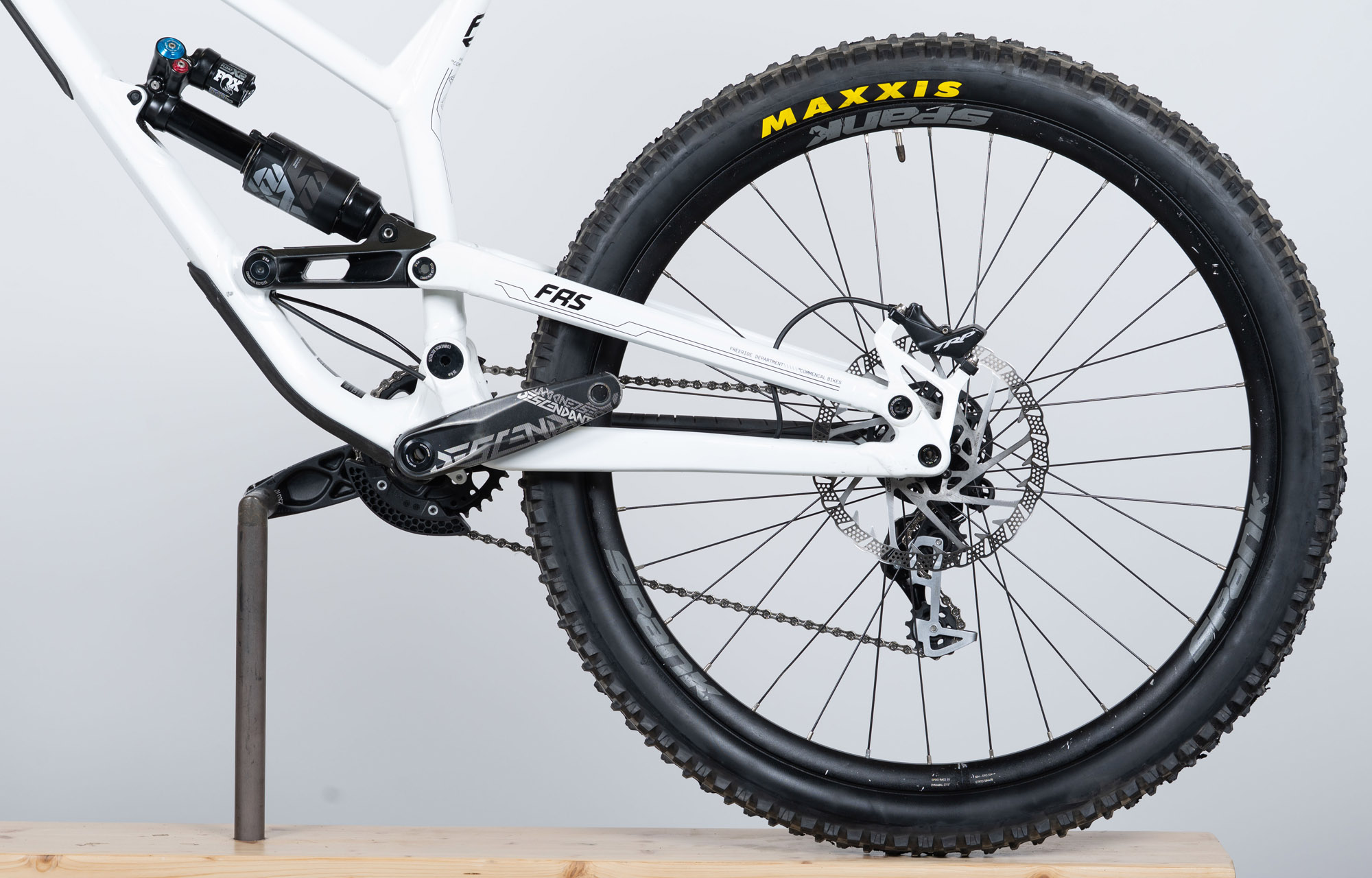 COMMENCAL FRS ESSENTIAL PURE WHITE - M (23150502) image large number 6
