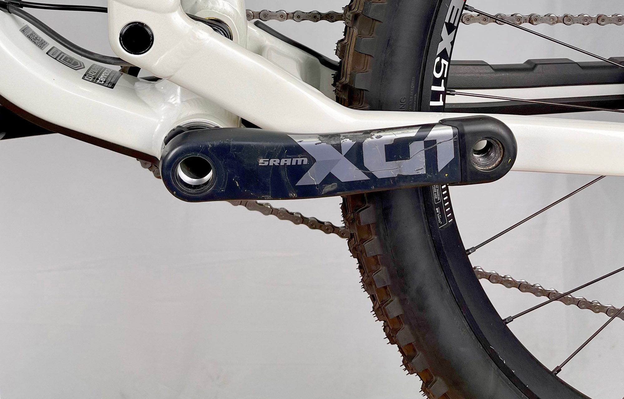 COMMENCAL META SX V5 SIGNATURE CLEAR SILVER ALC - M (22107007) image number null