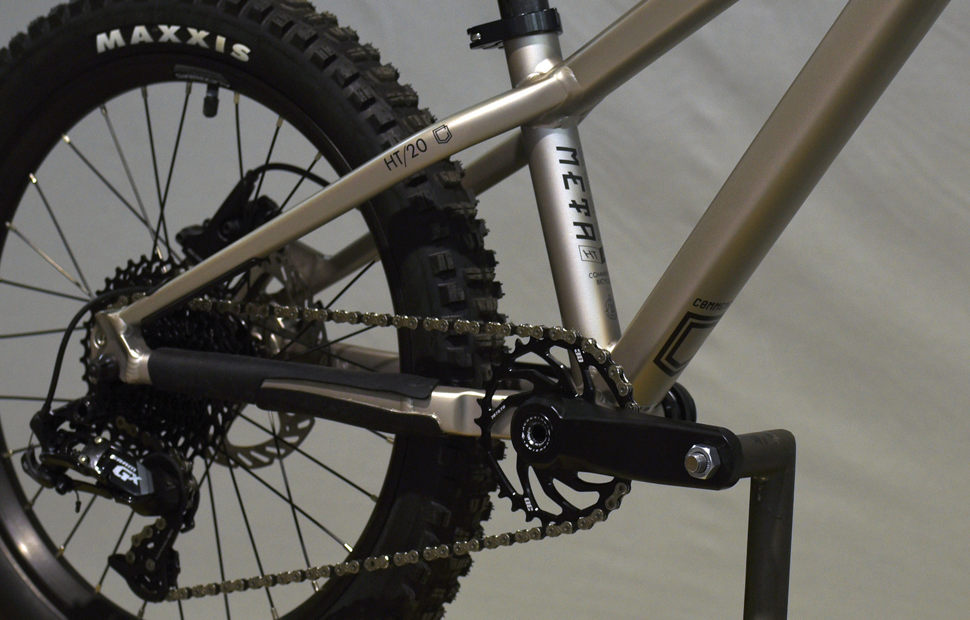 COMMENCAL META HT 20 V2 CHAMPAGNE - 20 (22170100) image number null