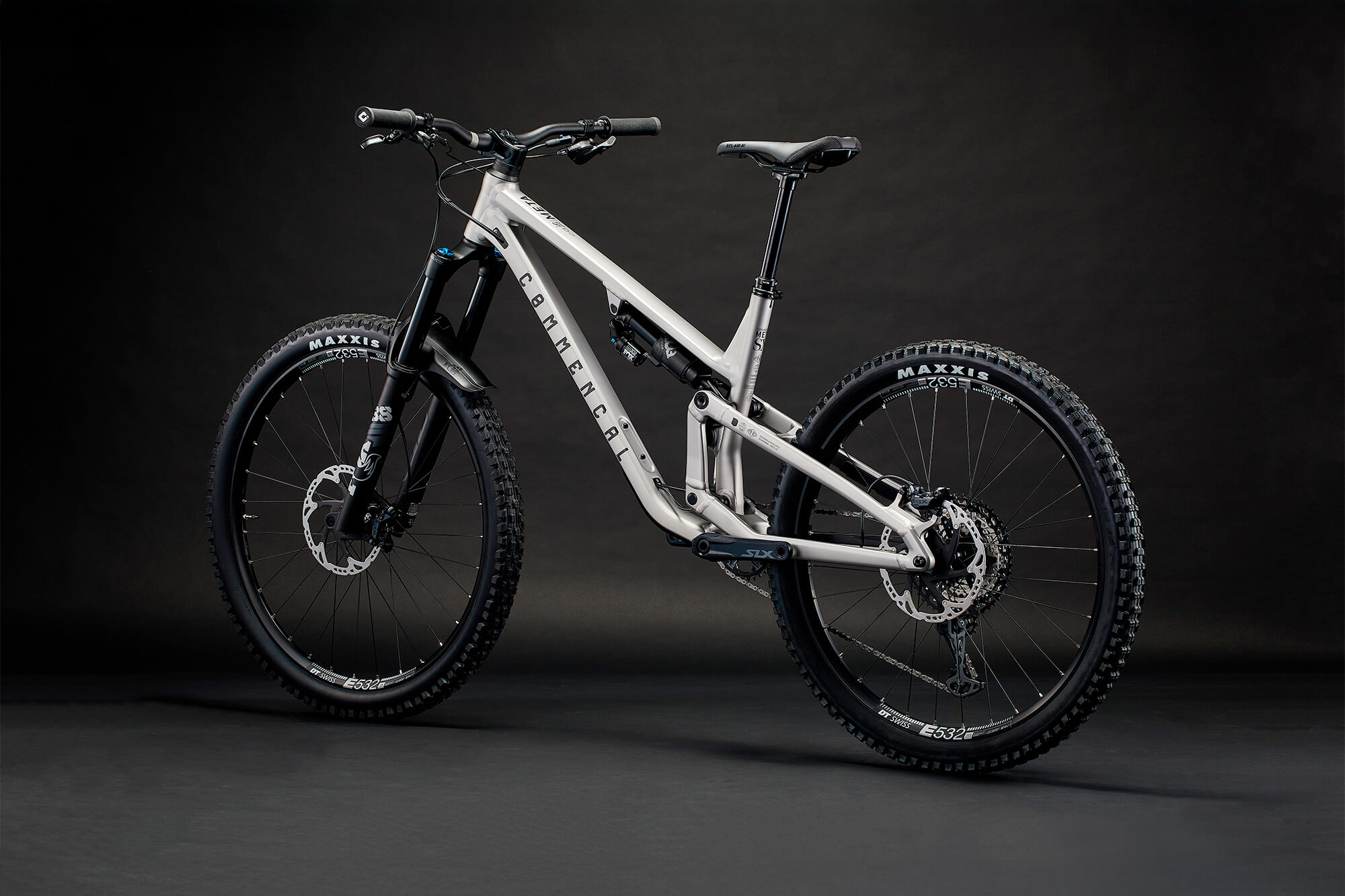 COMMENCAL META SX V5 ESSENTIAL SILVER image cover number large 2