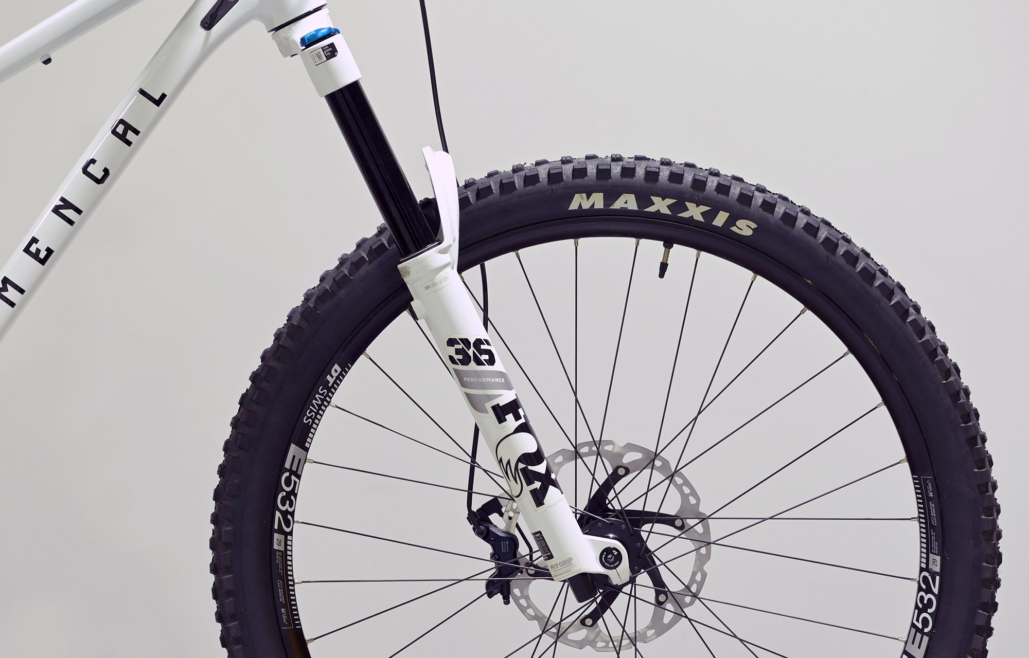 COMMENCAL META V5 ESSENTIAL PURE WHITE - XL (23121204) image cover number large 1