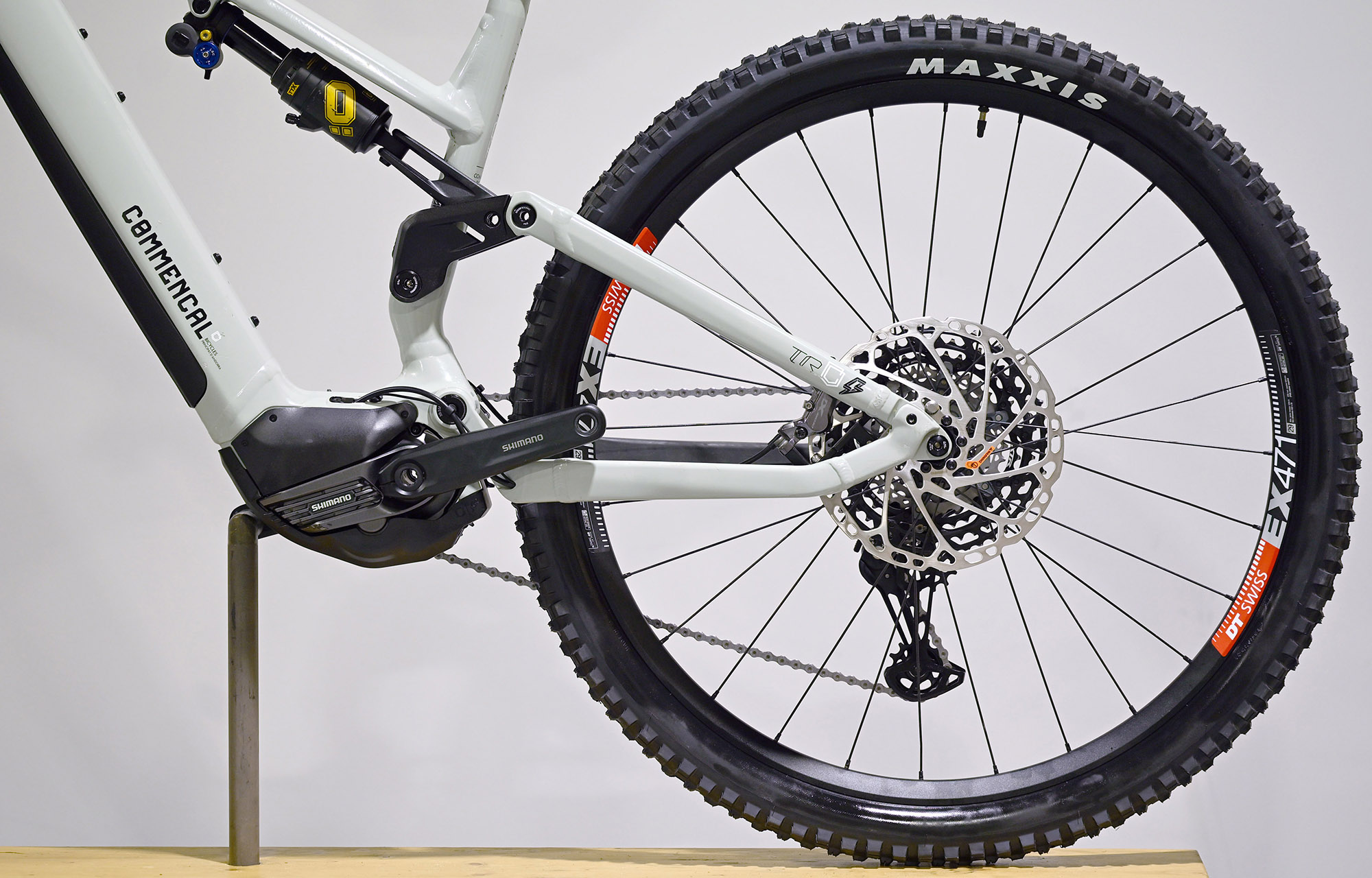 COMMENCAL META POWER TR SHIMANO OHLINS EDITION ASH GREY - L (22181603) 418 km image cover number large 2