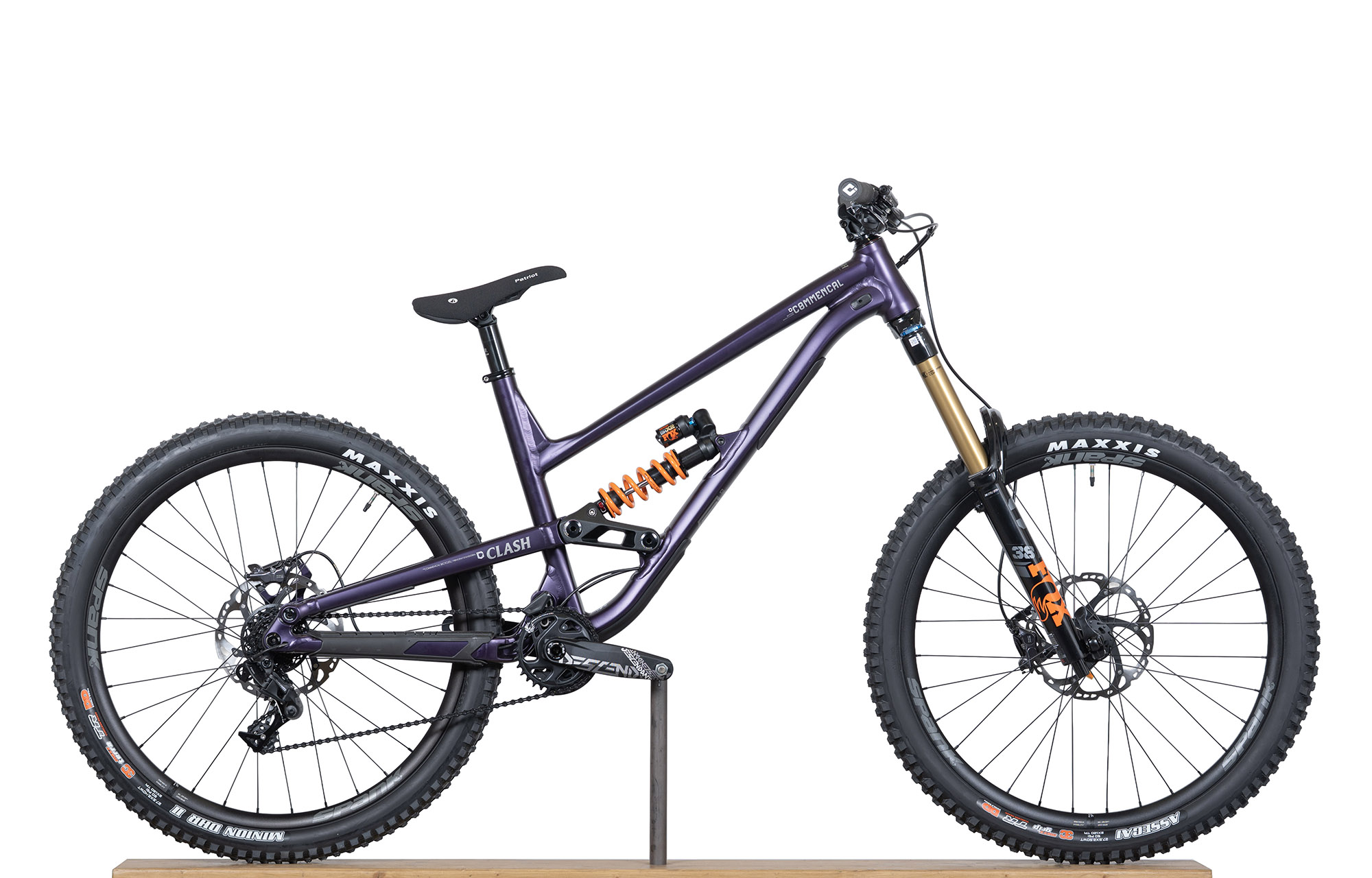 COMMENCAL CLASH PARK EDITION METALLIC PURPLE - L (22131703) image number null