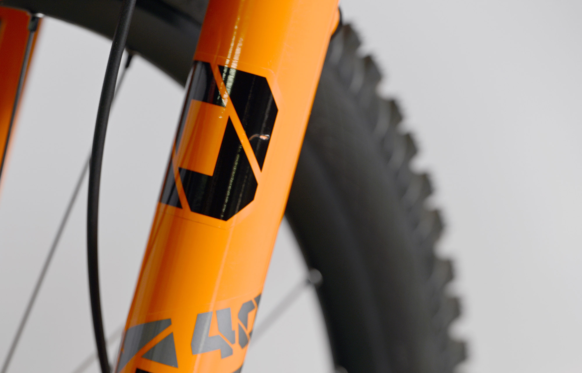 COMMENCAL SUPREME DH V5 SIGNATURE COIL PURE WHITE - S (22150901) image number null