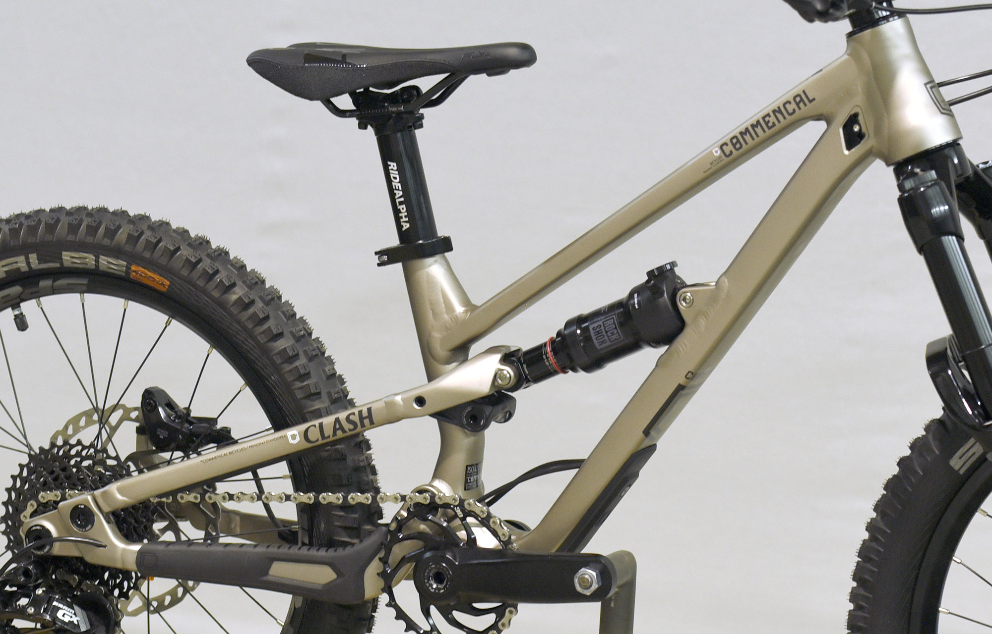 COMMENCAL CLASH 20 CHAMPAGNE - (22170500) image large number 1