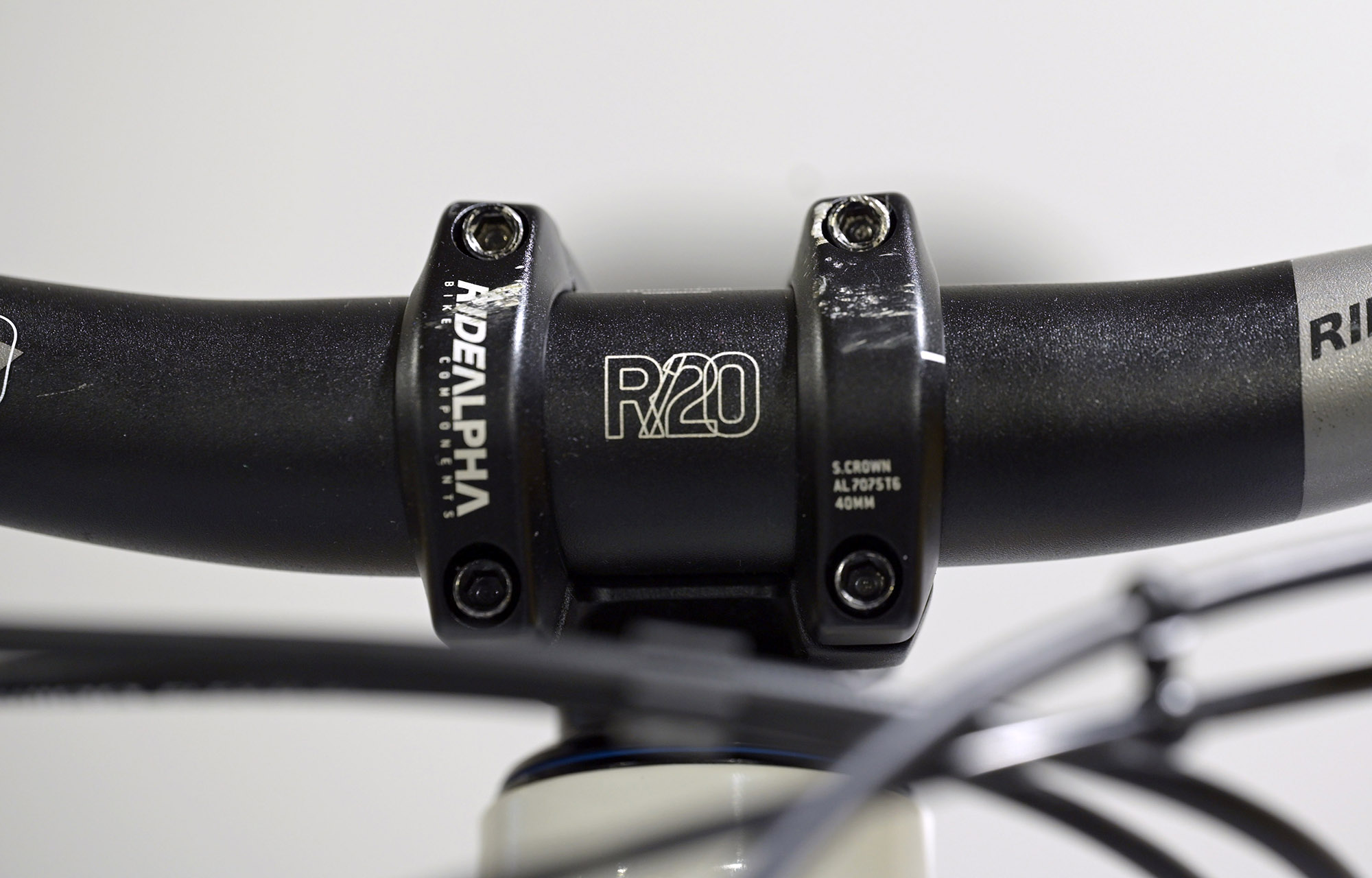 COMMENCAL CLASH ESSENTIAL PURE WHITE - S (24135601) image cover number large 8