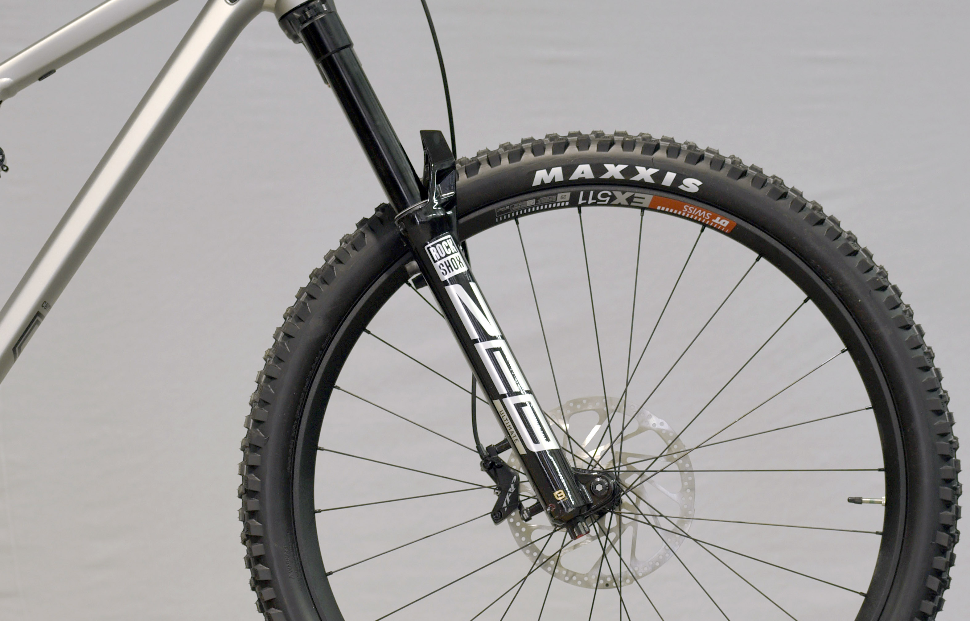 COMMENCAL META SX V4 RACE SILVER - L (22130803) image number null