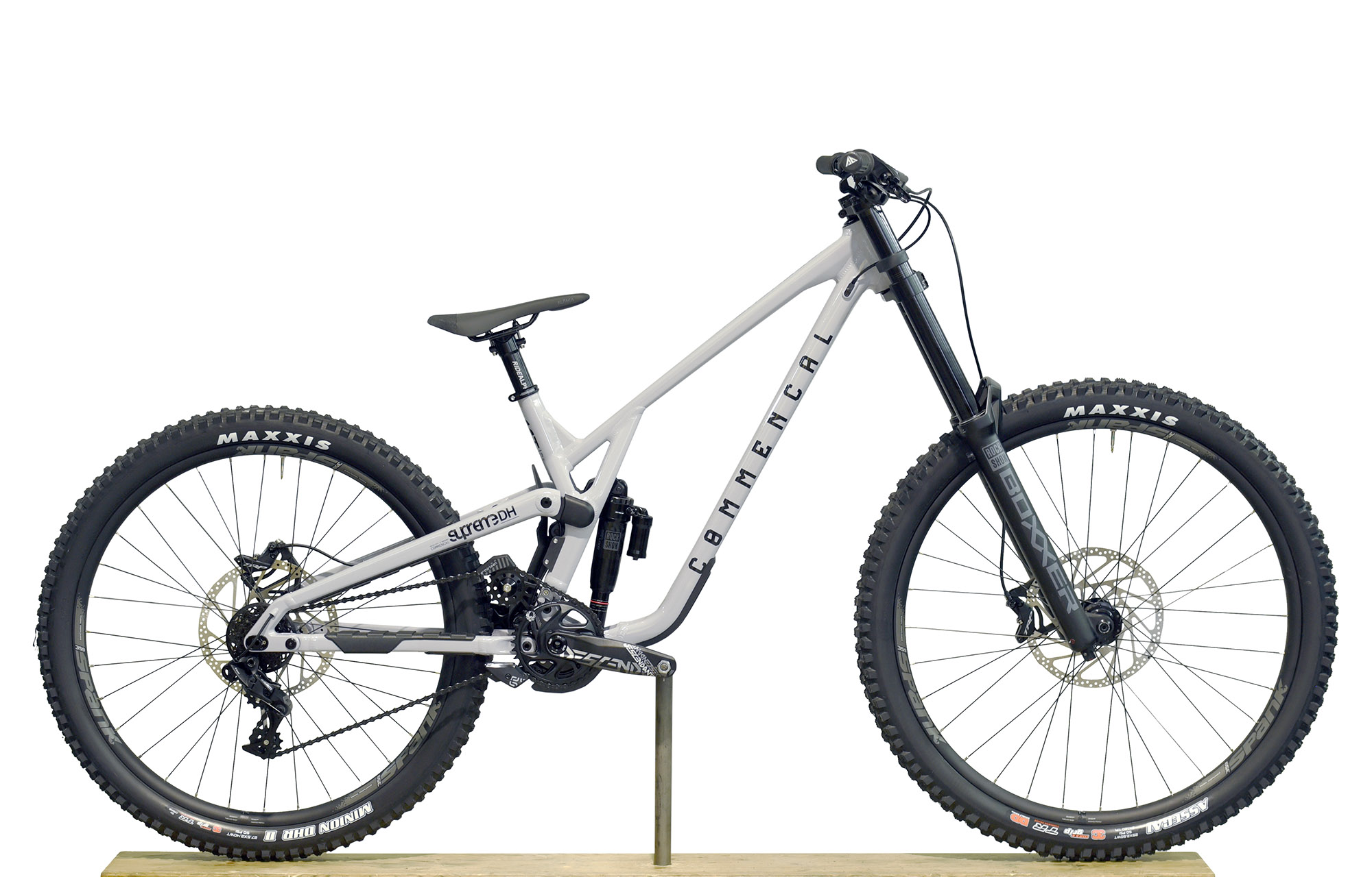COMMENCAL SUPREME DH V5 RIDE ROCKSHOX TEAM CLOUD - M (23150802) image number null