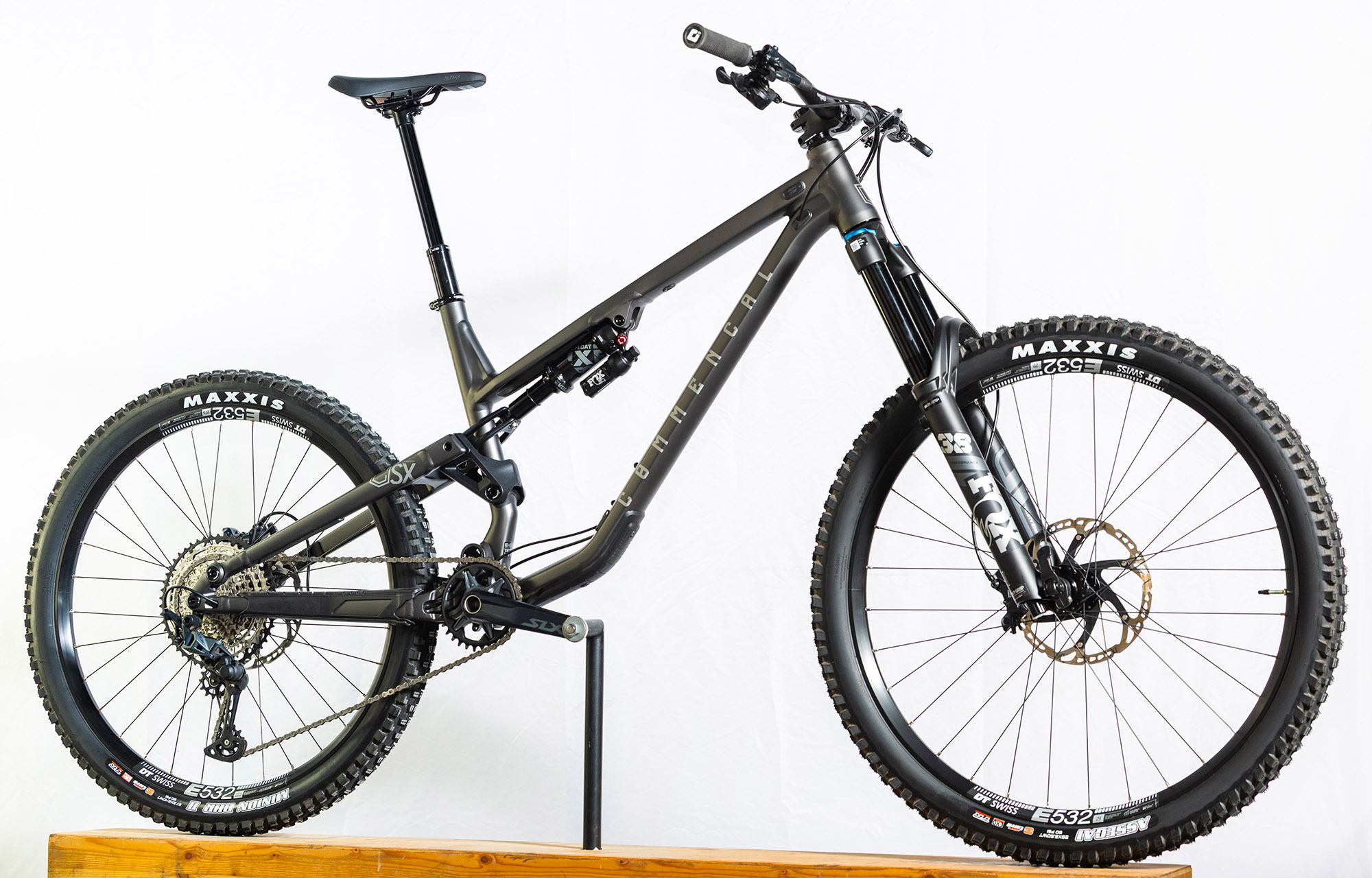 COMMENCAL META SX V4 ESSENTIAL DARK SLATE - XL (22135404) image cover number large 1