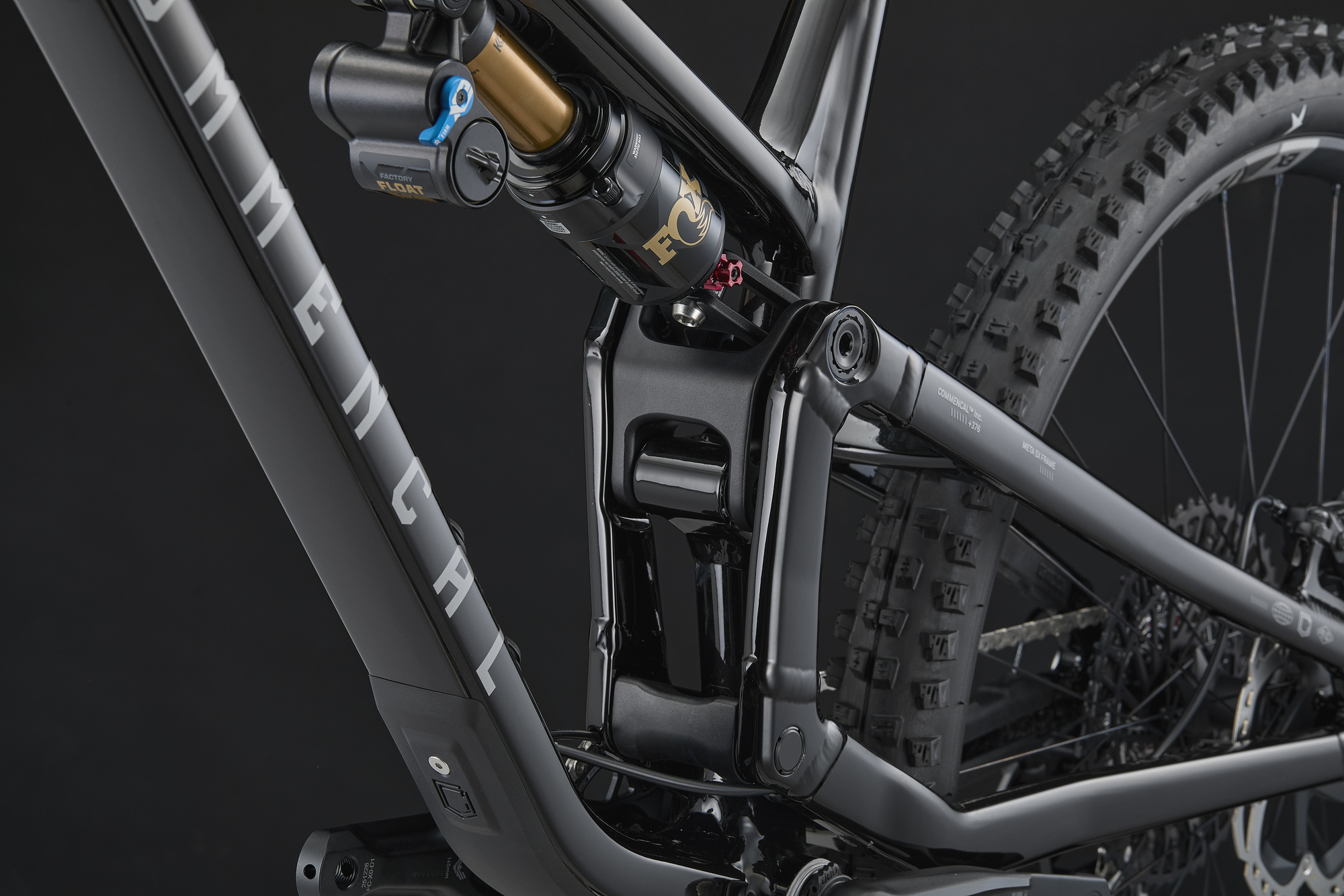 COMMENCAL META SX V5 SIGNATURE PURE BLACK 2027 image large number 8