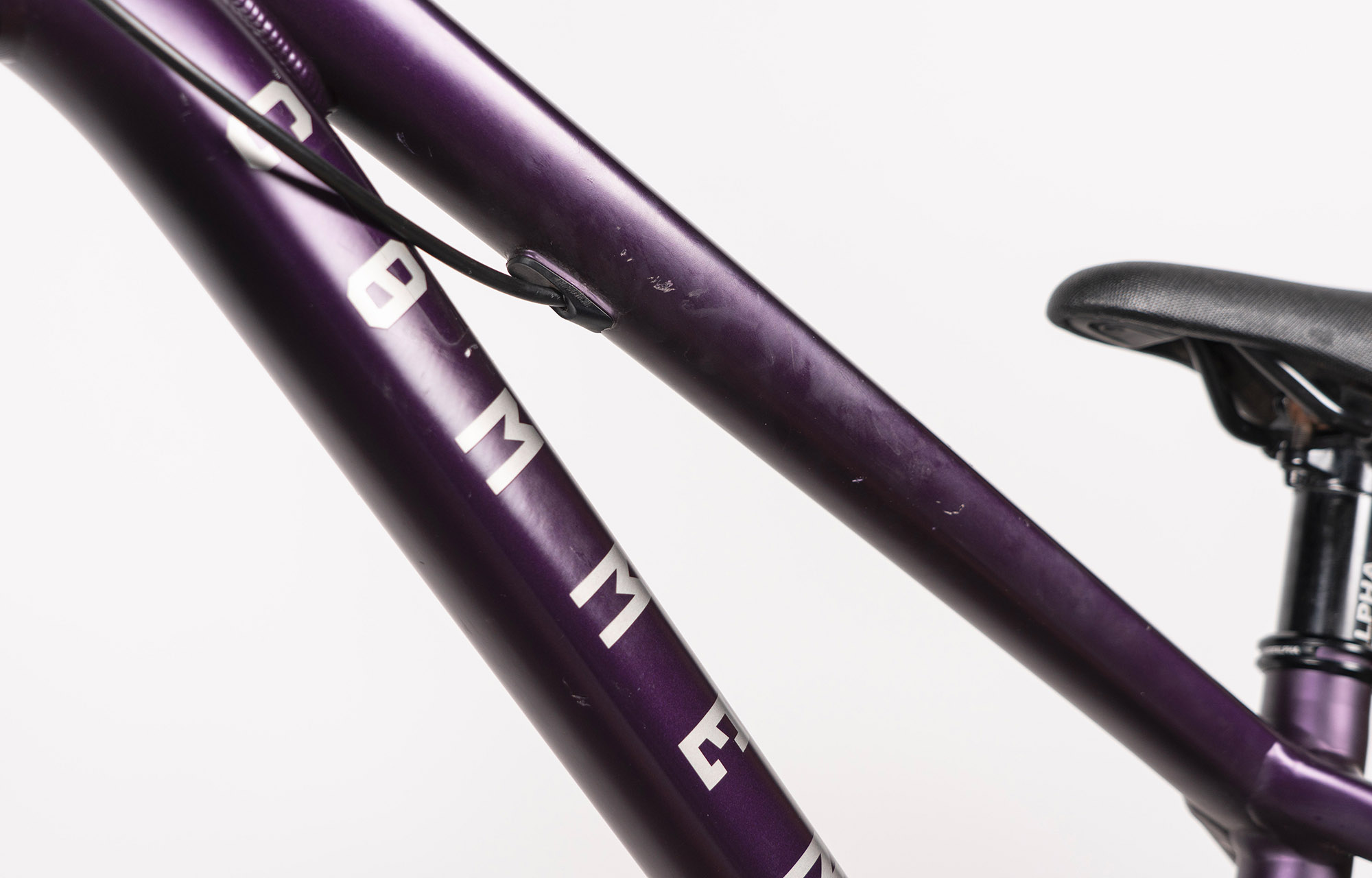 COMMENCAL ABSOLUT 24 METTALIC PURPLE image number null