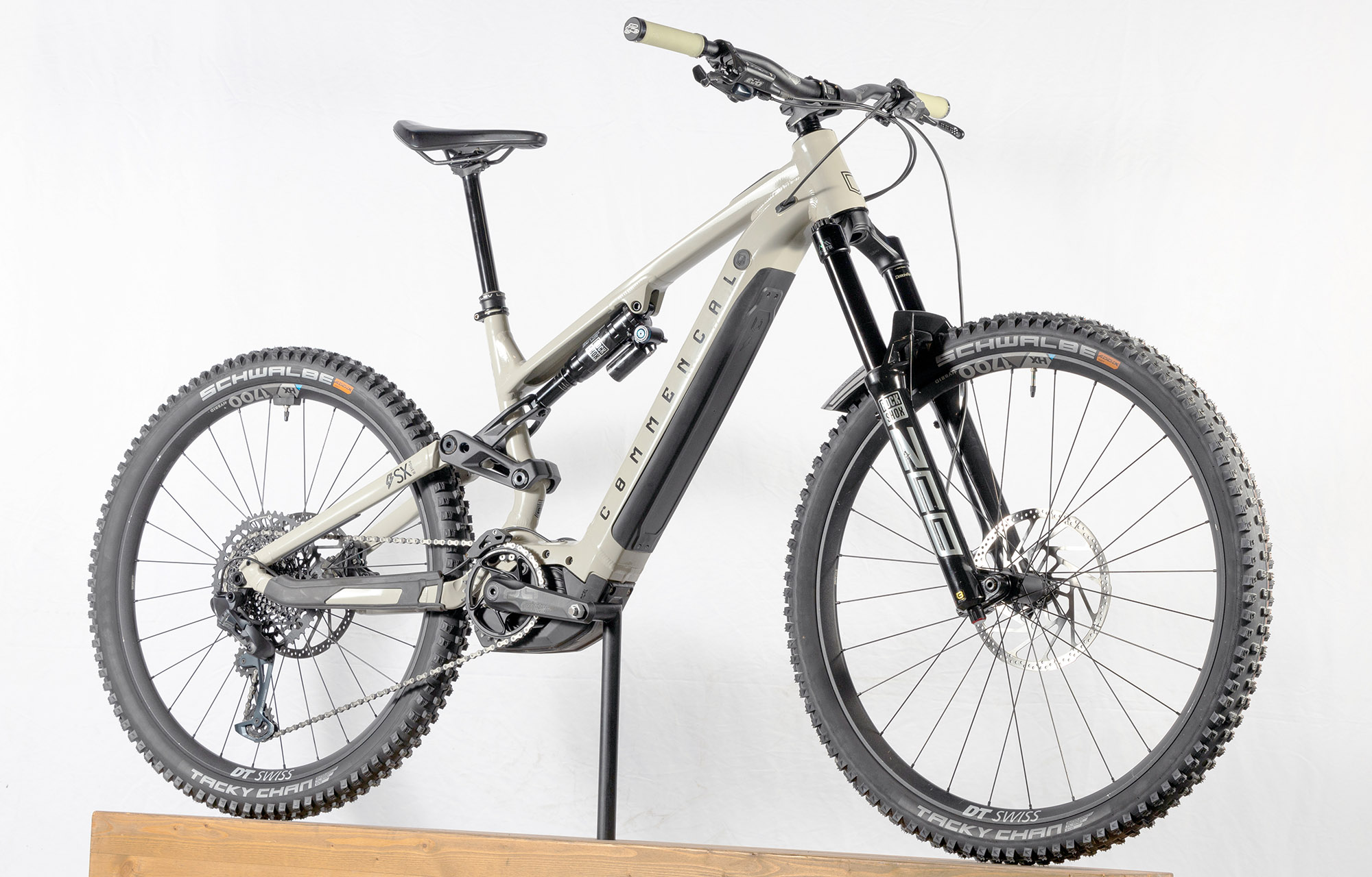 COMMENCAL META POWER SX BOSCH RACE CHALK - M (23181402) 588km image number null