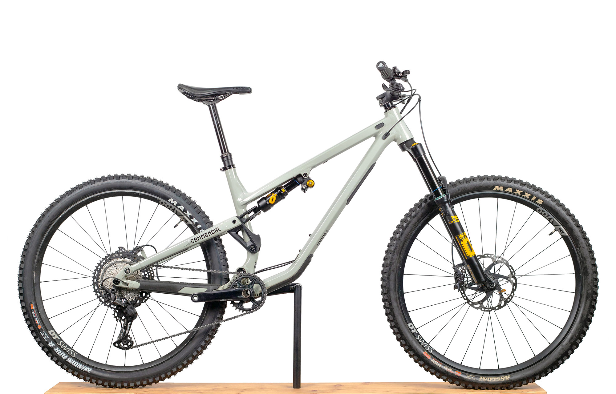 COMMENCAL META TR V4 OHLINS EDITION ASH GREY - L (22120603) image number null