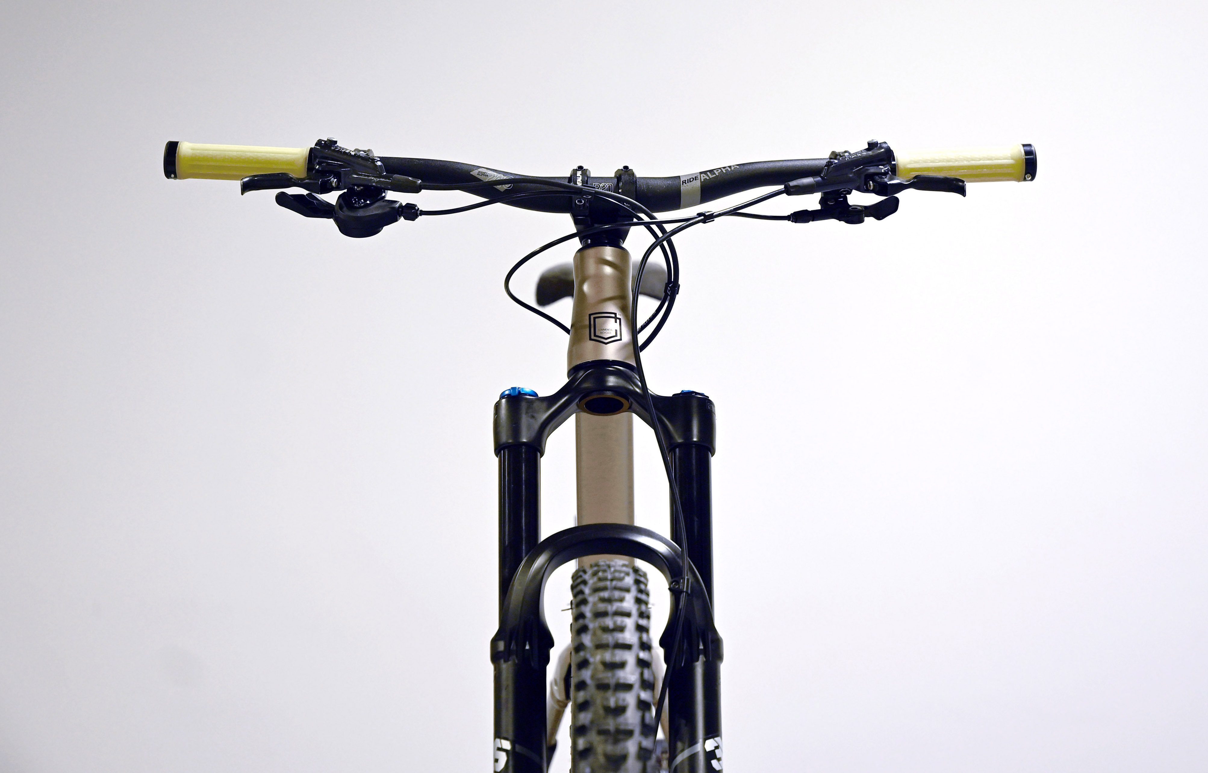 COMMENCAL CLASH JR CHAMPAGNE - (22170700) image cover number large 3