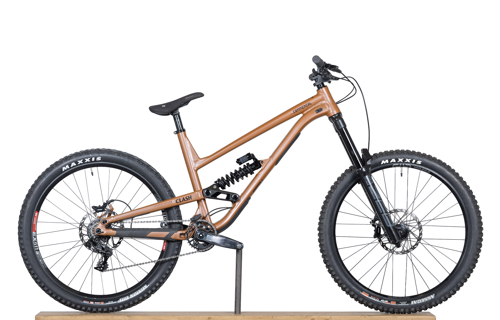 COMMENCAL CLASH RIDE PARK EDITION UTAH DIRT - XL (22132804) image number null