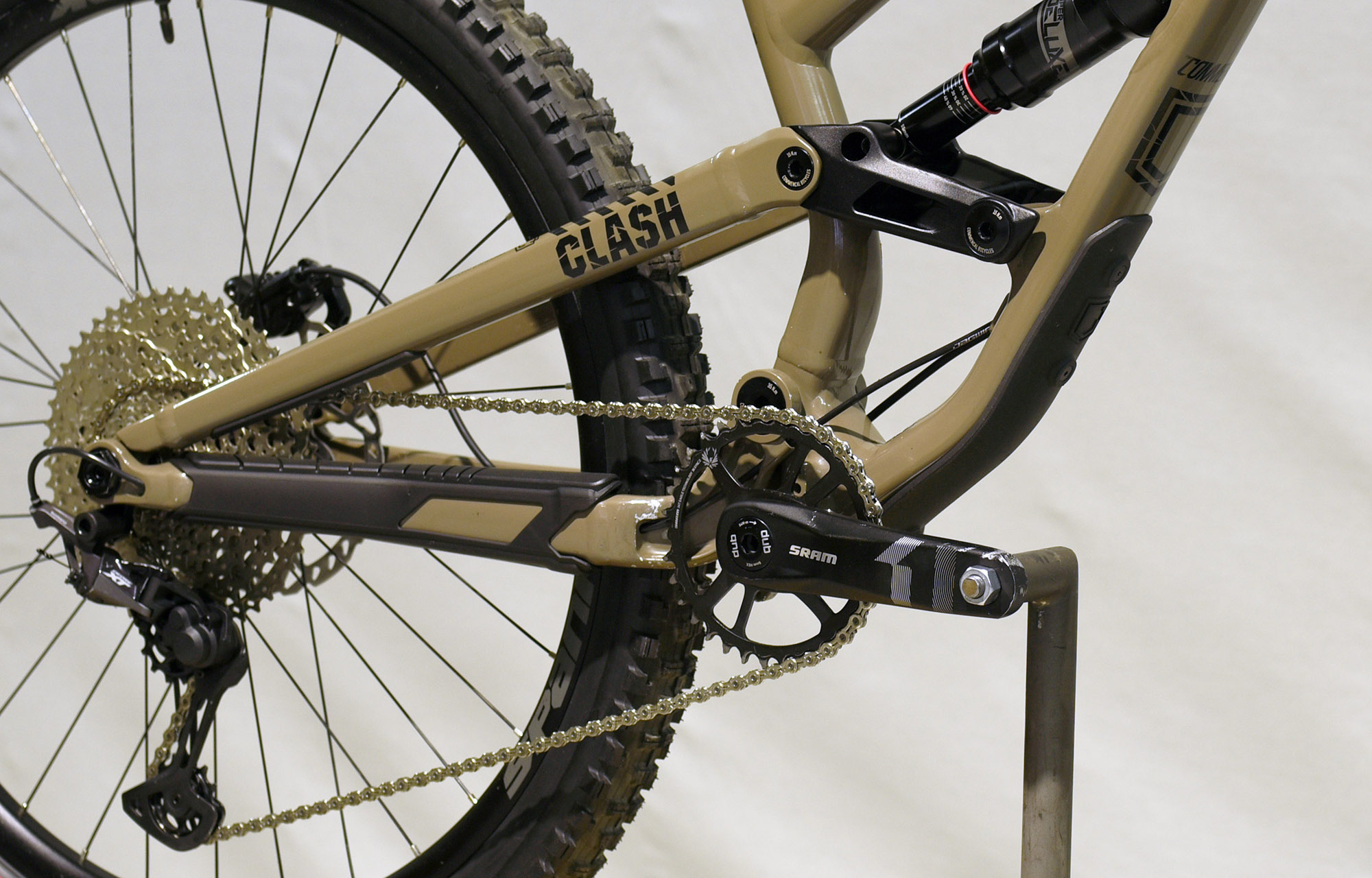 COMMENCAL CLASH JR DIRT - JR (21175200) image number null
